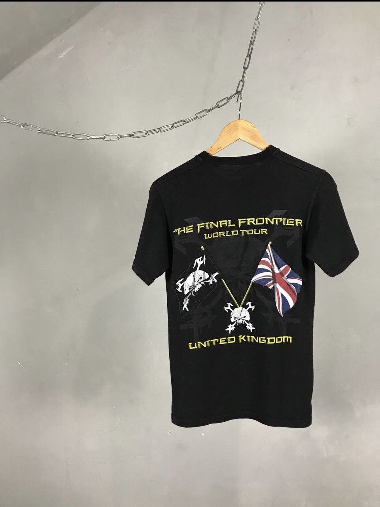 Band Tees Iron Maiden vintage rock band tee Size US S / EU 44-46 / 1 - 5 Thumbnail