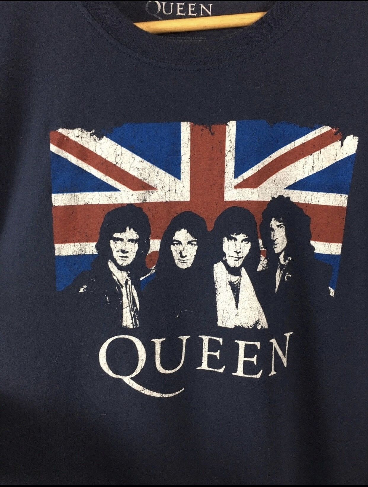 Band Tees Queen Official Merch XL Size US XL / EU 56 / 4 - 2 Thumbnail