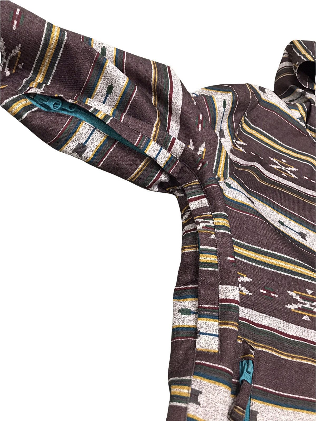 Japanese Brand JAPAN ACTIVERSION Winter Native Waterproof Snowboard Jacket Size US M / EU 48-50 / 2 - 5 Thumbnail