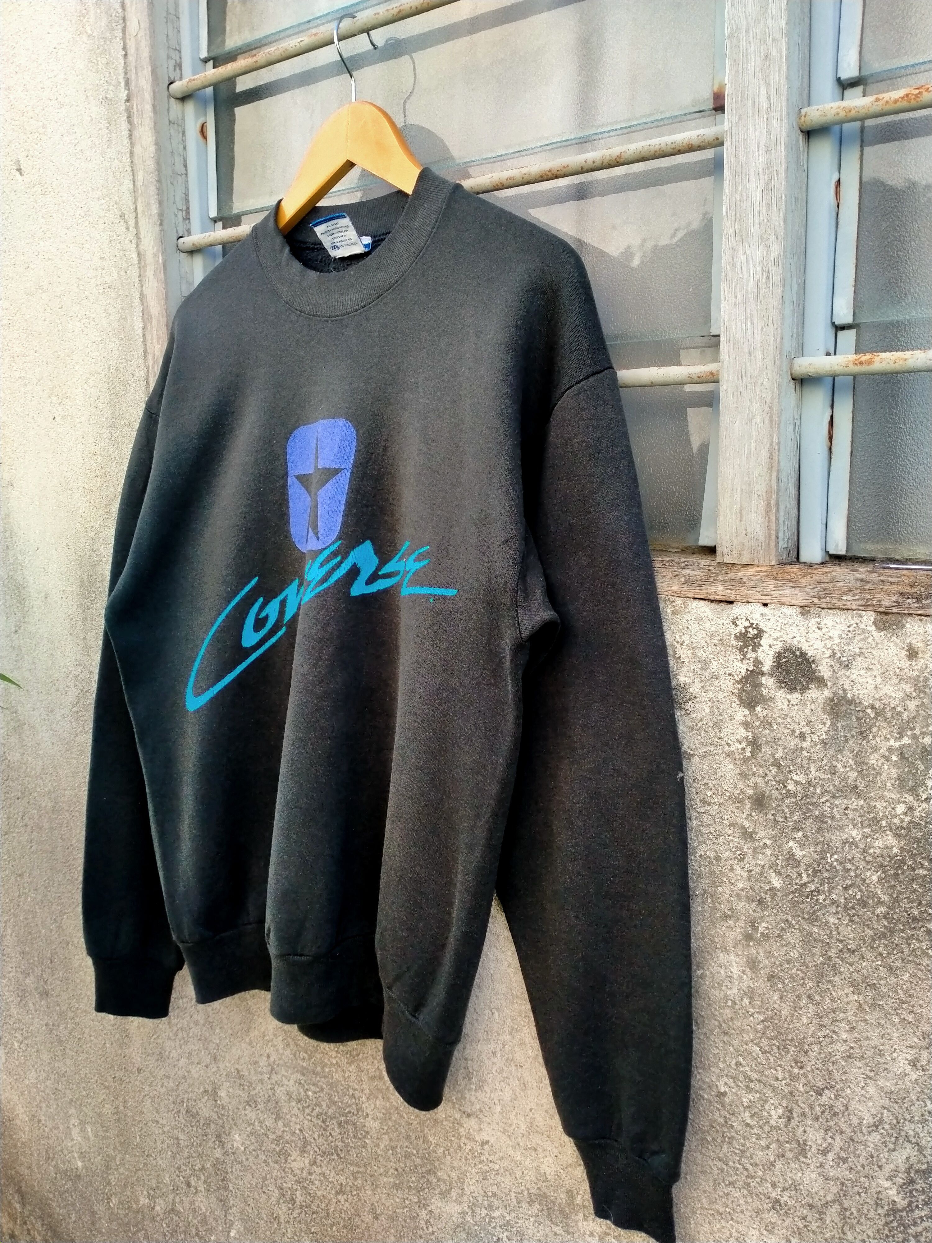 Converse × Vintage Distressed Vintage 80's Converse Spellout Crewneck Size US M / EU 48-50 / 2 - 3 Thumbnail
