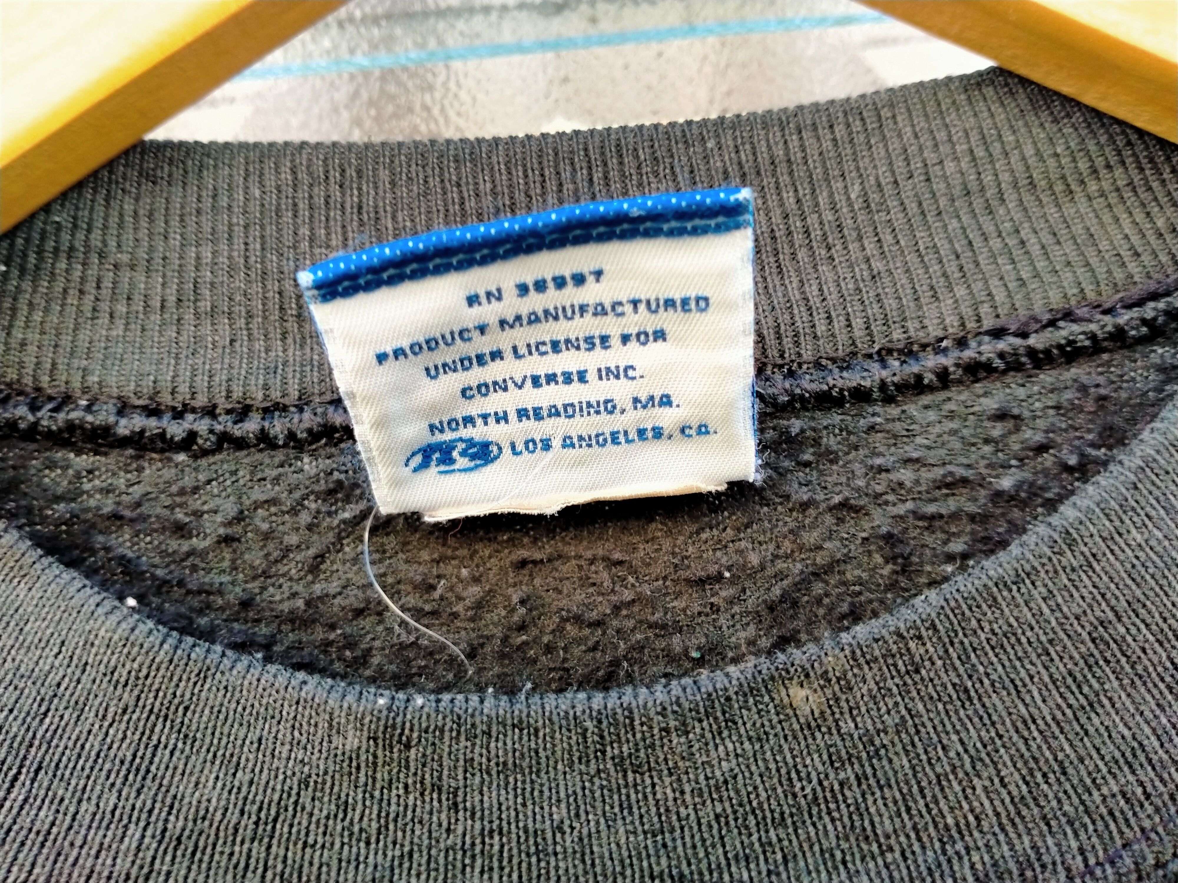 Converse × Vintage Distressed Vintage 80's Converse Spellout Crewneck Size US M / EU 48-50 / 2 - 8 Thumbnail