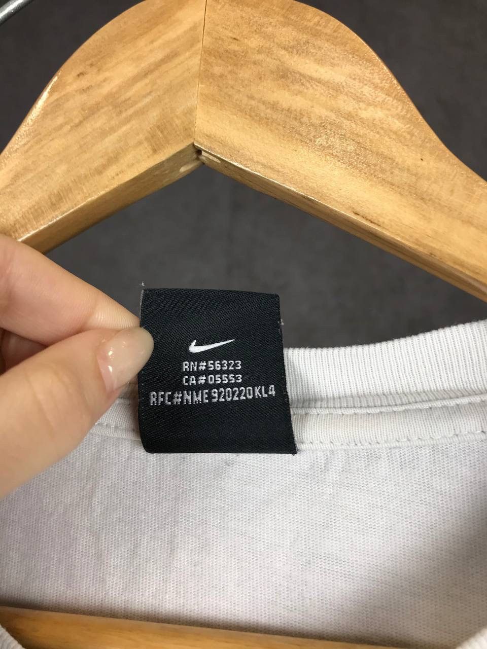 Nike Nike VB swoosh streetwear vintage tee Size US L / EU 52-54 / 3 - 4 Thumbnail
