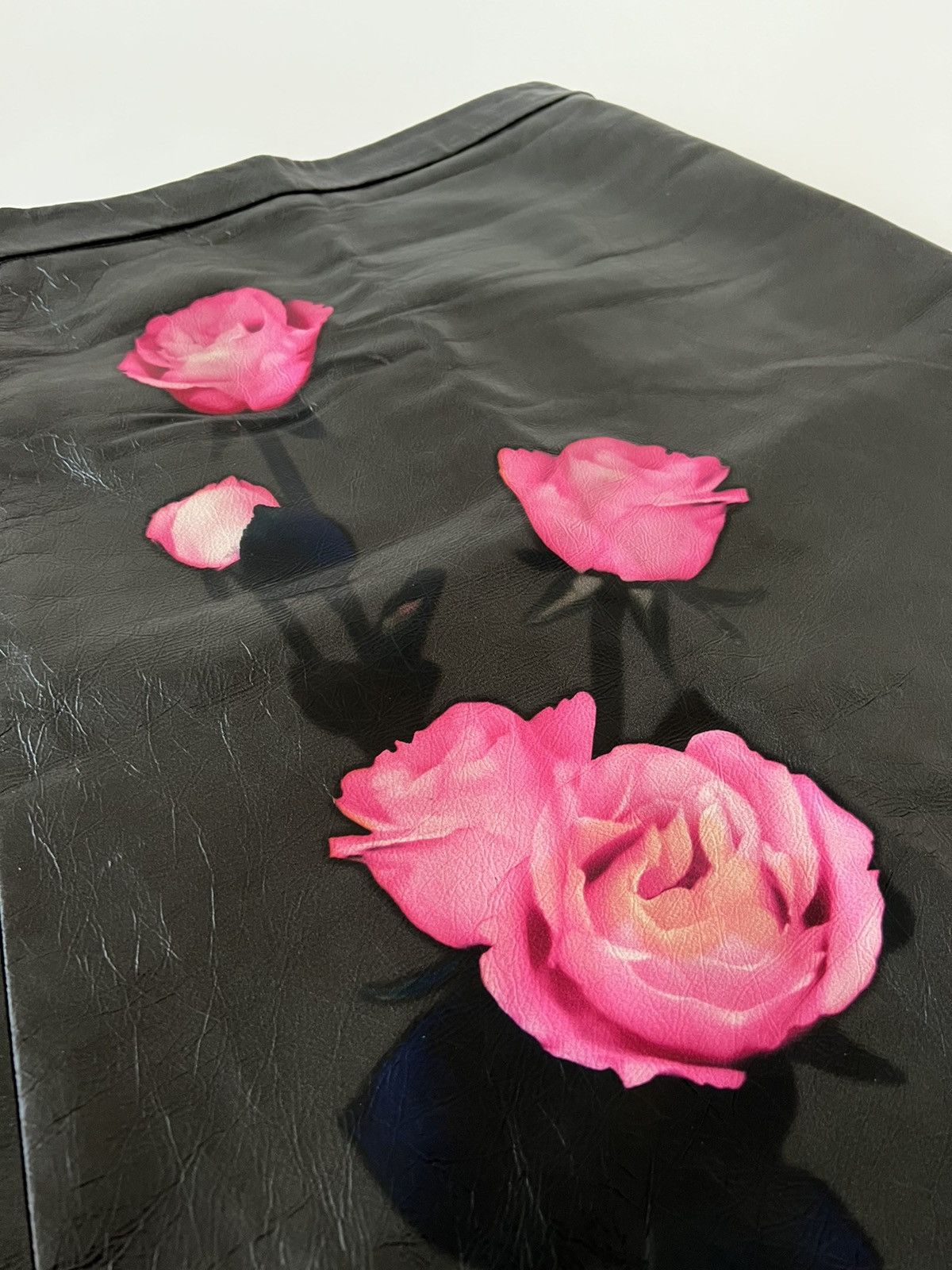 Prada 🧨50% OFF🧨 Prada LIMITED EDITION Rose Print Leather Skirt Size 27" / US 4 / IT 40 - 4 Thumbnail