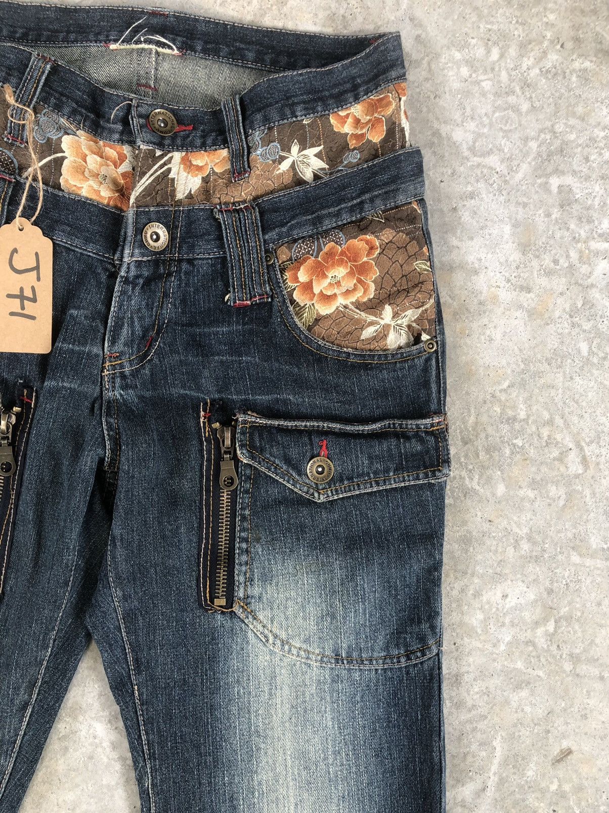 Japanese Brand Rare GUMU Double Waist Distressed Denim Size US 32 / EU 48 - 5 Thumbnail