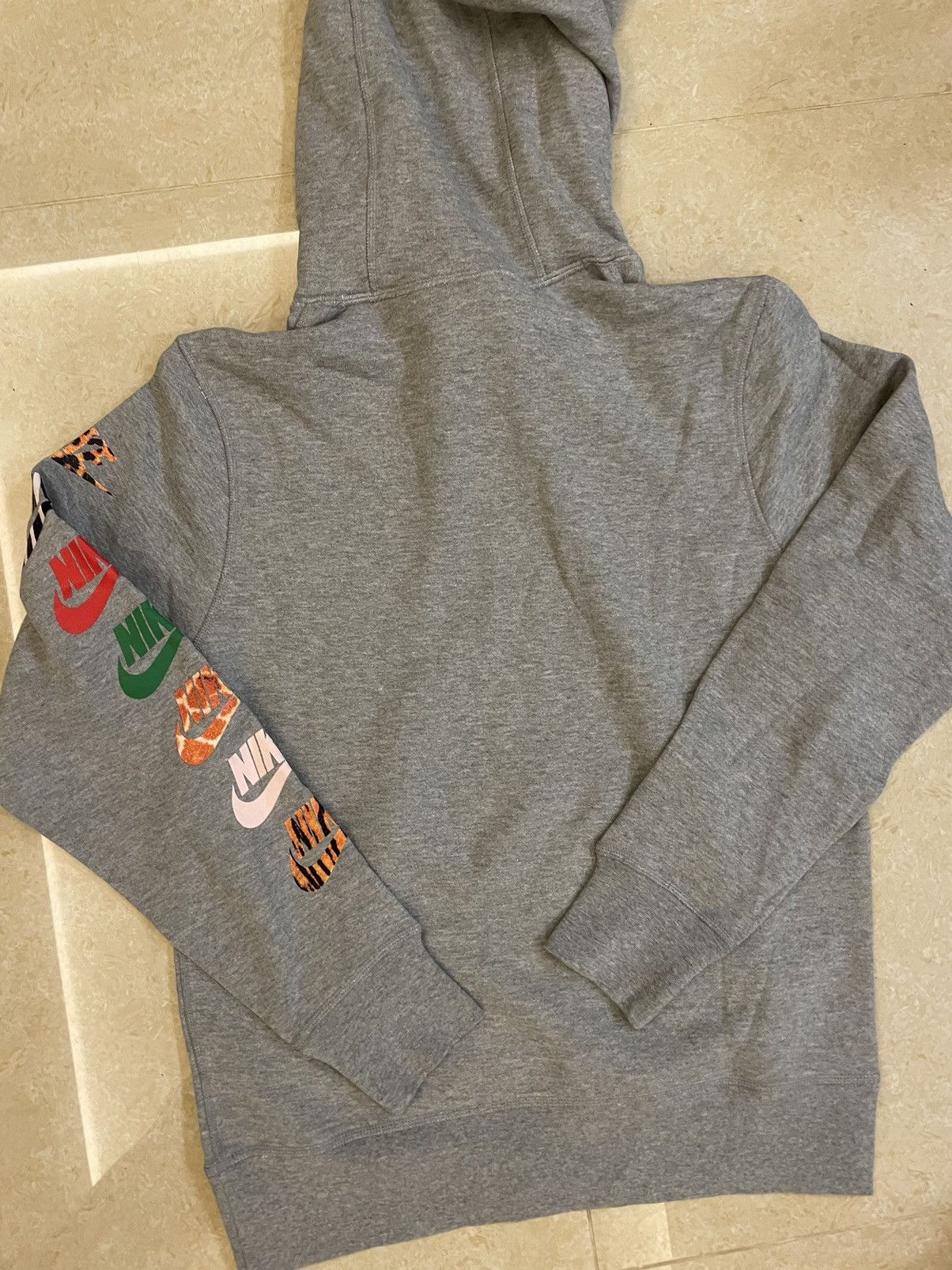 Nike Nike repeat logo hoodie M Size US M / EU 48-50 / 2 - 7 Thumbnail