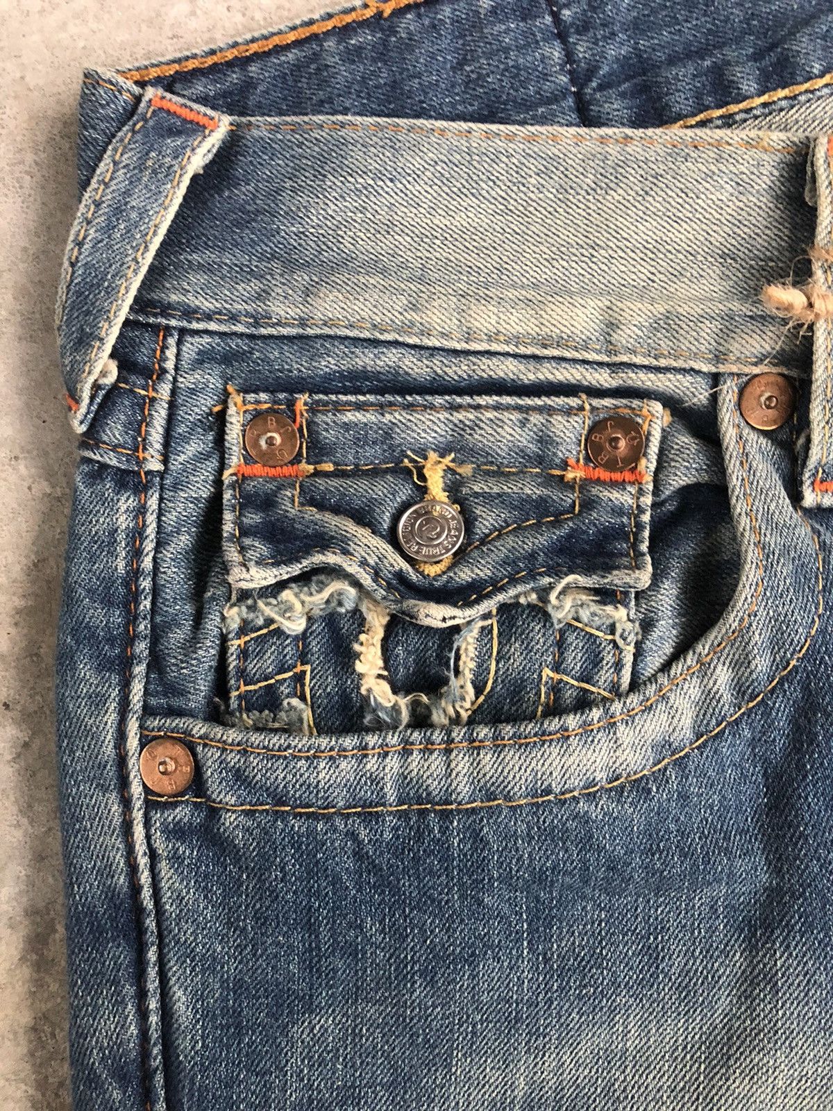 True Religion True Religion Flared Jeans Boot Cut Embroidered Jeans Size US 32 / EU 48 - 10 Thumbnail