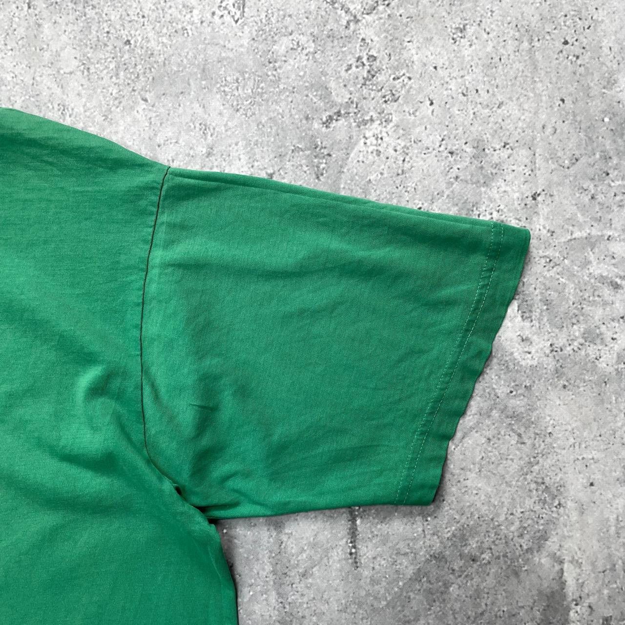 Vintage Vintage 2000s Blank T Shirt Faded Green Size XL Size US XL / EU 56 / 4 - 20 Thumbnail