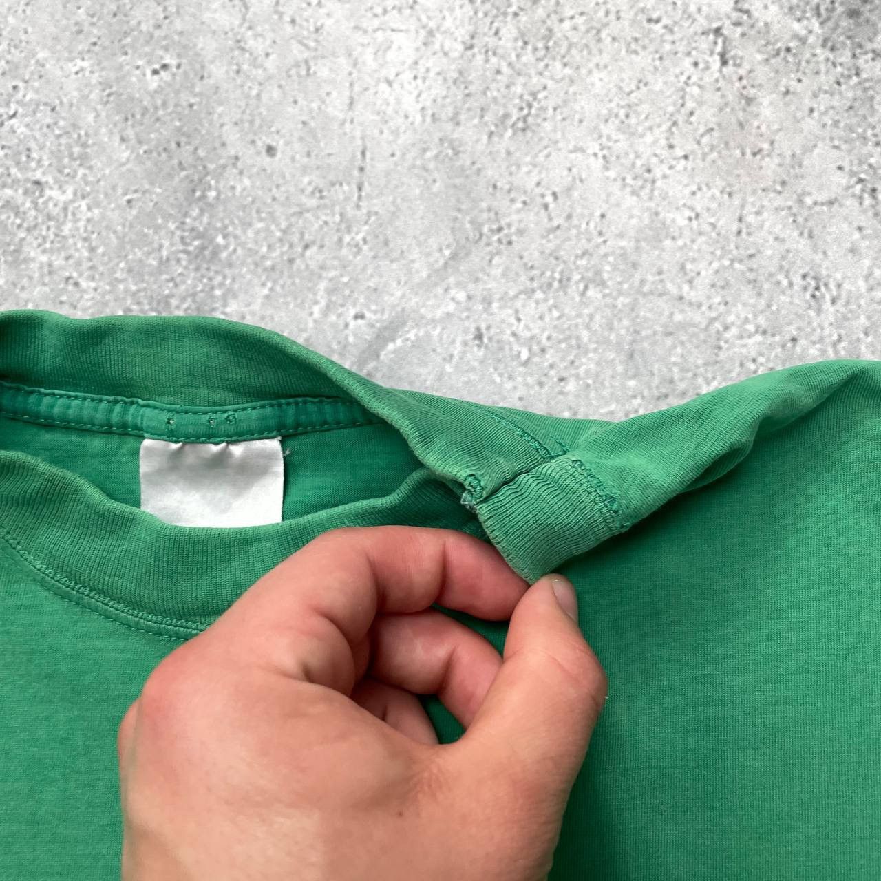 Vintage Vintage 2000s Blank T Shirt Faded Green Size XL Size US XL / EU 56 / 4 - 7 Thumbnail