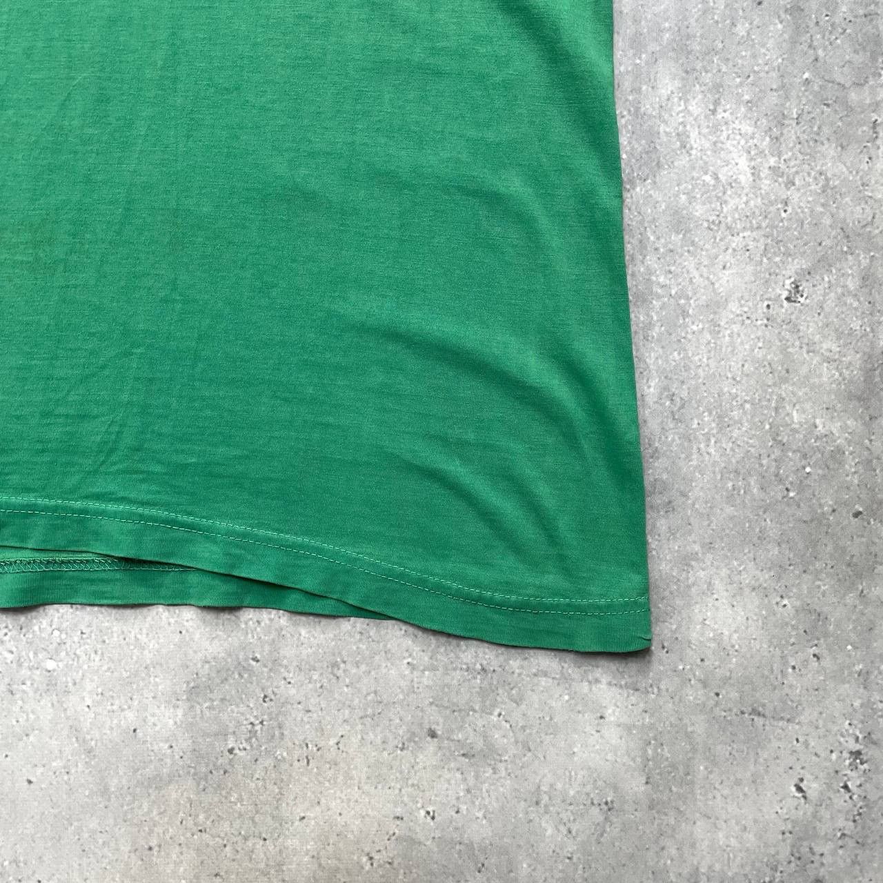 Vintage Vintage 2000s Blank T Shirt Faded Green Size XL Size US XL / EU 56 / 4 - 14 Thumbnail