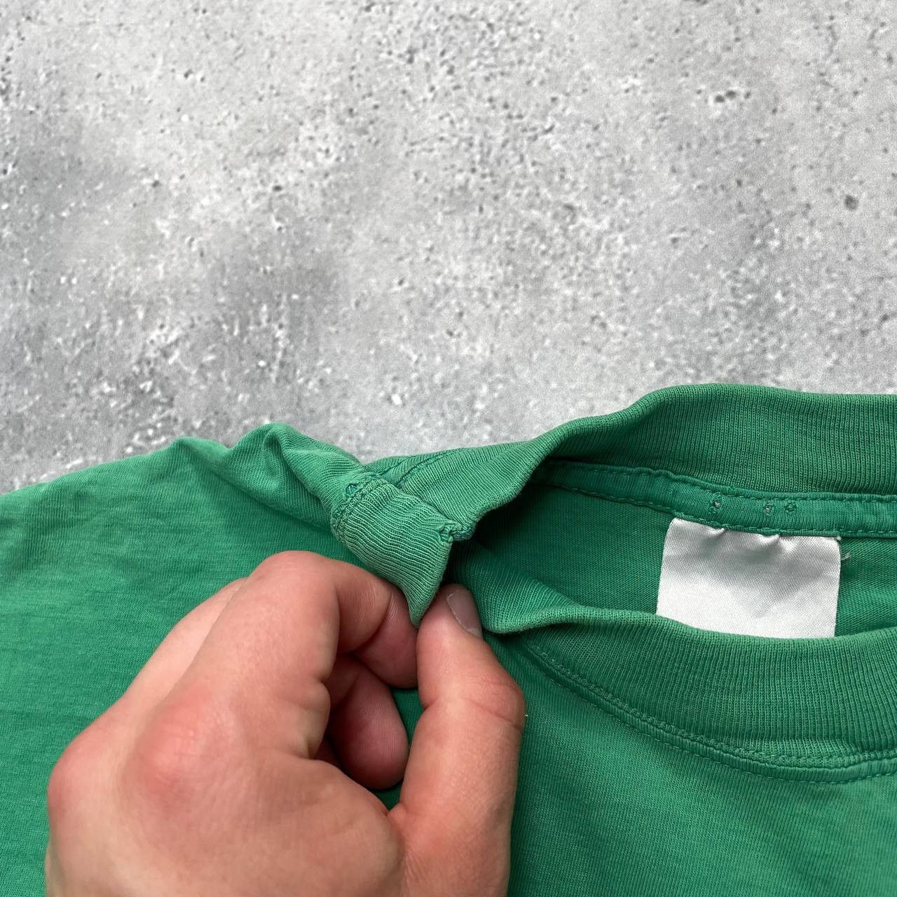 Vintage Vintage 2000s Blank T Shirt Faded Green Size XL Size US XL / EU 56 / 4 - 5 Thumbnail