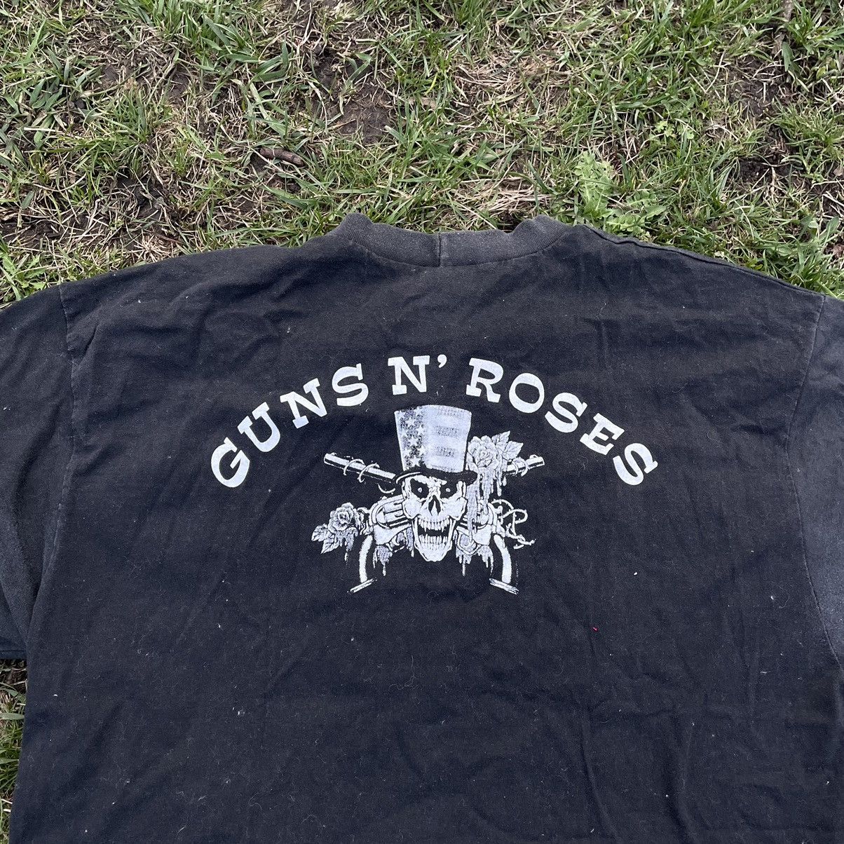 Vintage Vintage 90s Guns N Roses Band Tee Graphic Print Grunge M Size US M / EU 48-50 / 2 - 7 Thumbnail