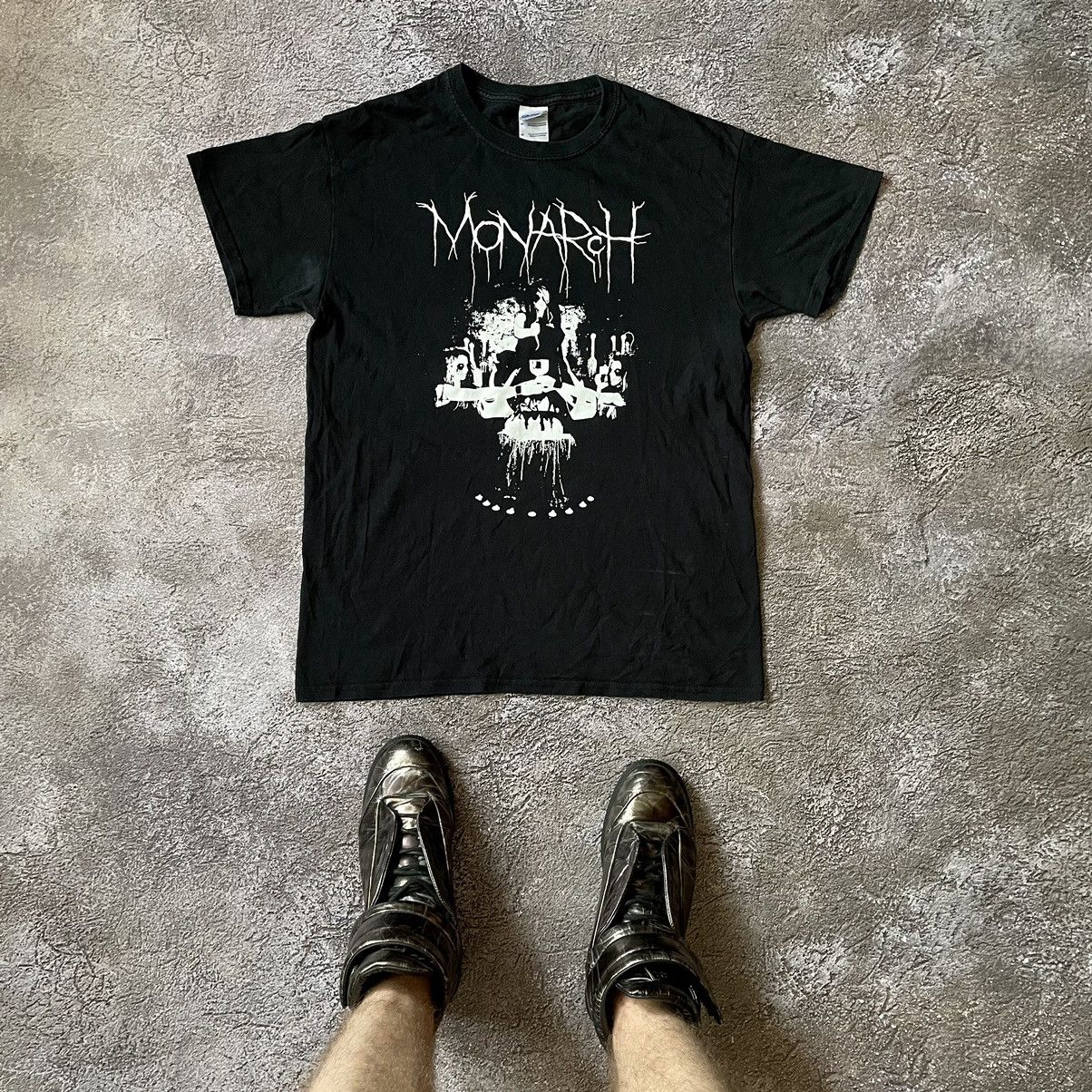 Vintage Vintage Y2K Monarch Graphic Tee Punk Skulls Dark Tapered M Size US M / EU 48-50 / 2 - 1 Thumbnail