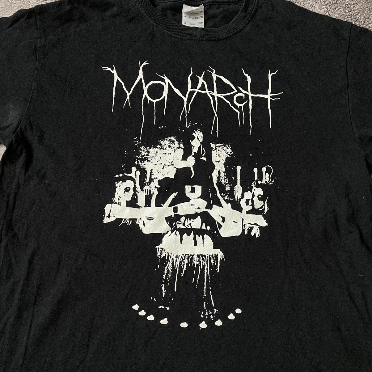 Vintage Vintage Y2K Monarch Graphic Tee Punk Skulls Dark Tapered M Size US M / EU 48-50 / 2 - 5 Thumbnail
