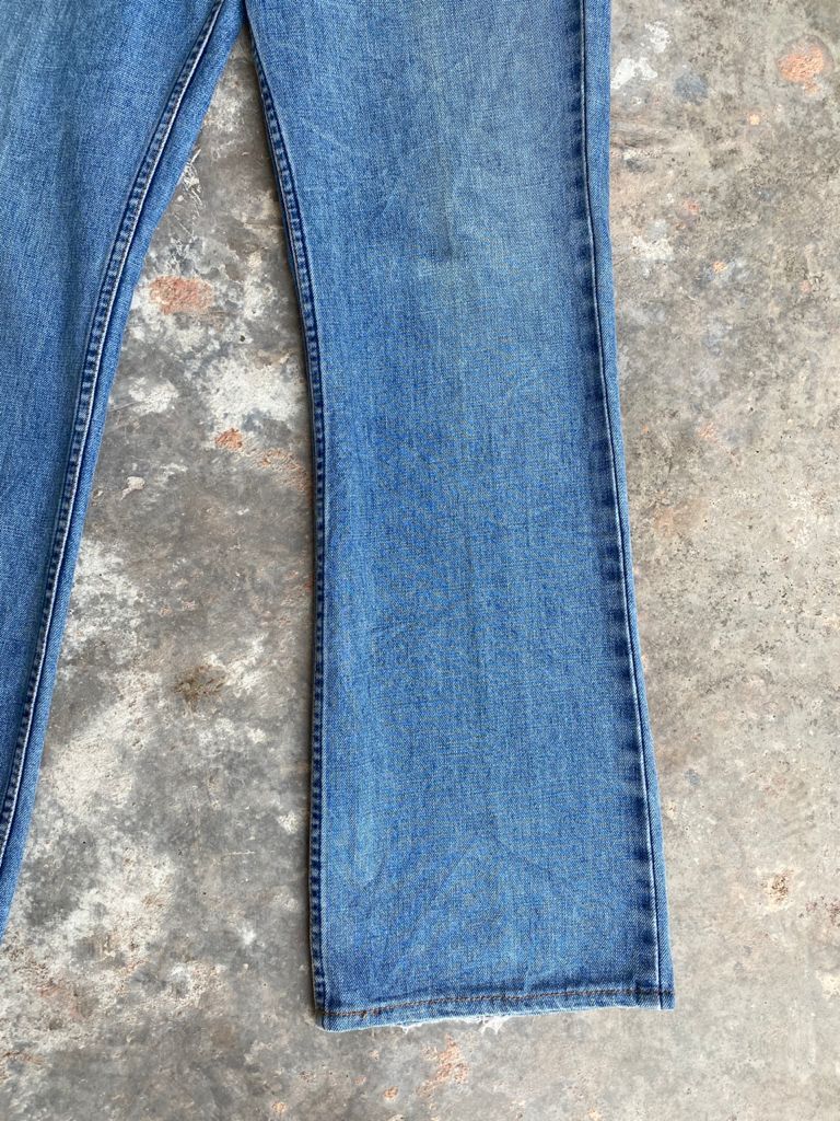 Levi's SICKS💥Vintage Light Wash Levi's 517 Flare bootcut Jeans Size US 34 / EU 50 - 6 Thumbnail