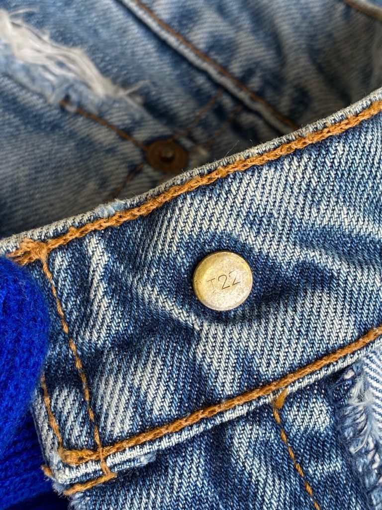 Levi's SICKS💥Vintage Light Wash Levi's 517 Flare bootcut Jeans Size US 34 / EU 50 - 9 Thumbnail