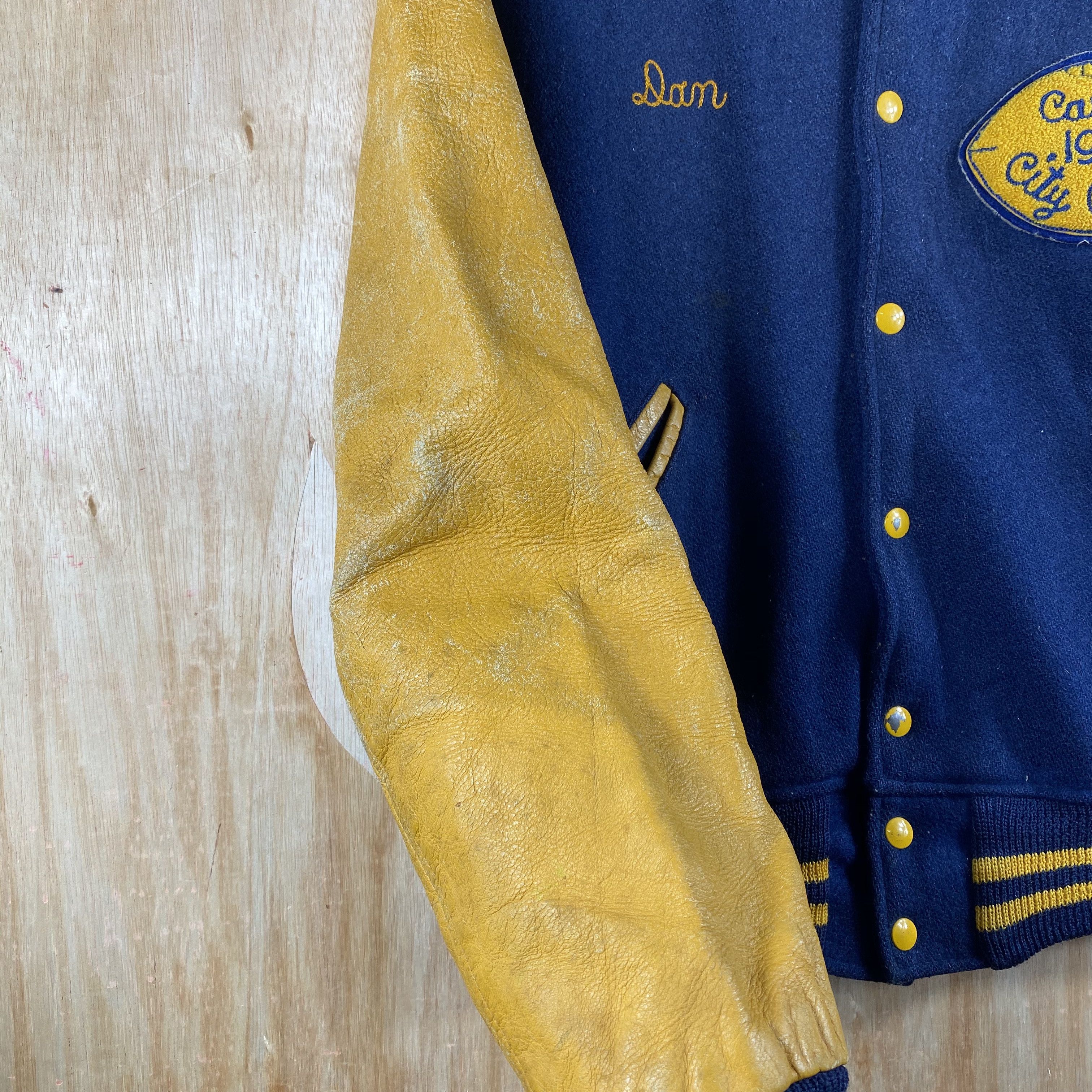 Vintage RARE🔥Vintage 60s Leather Varsity Jacket City Champs 1969 Size US M / EU 48-50 / 2 - 5 Thumbnail