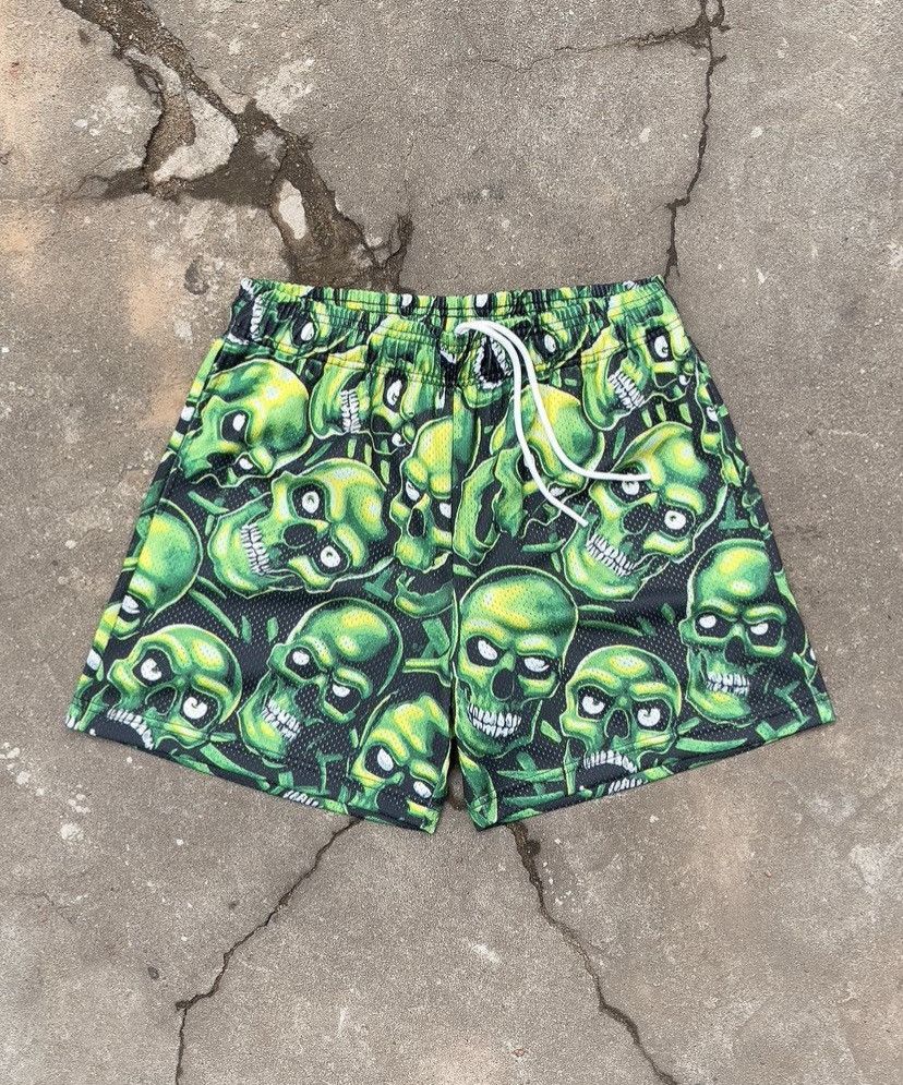 *RARE* SKULL SHORTS SHORTS *LIQUID BLUE INSPO* (M)