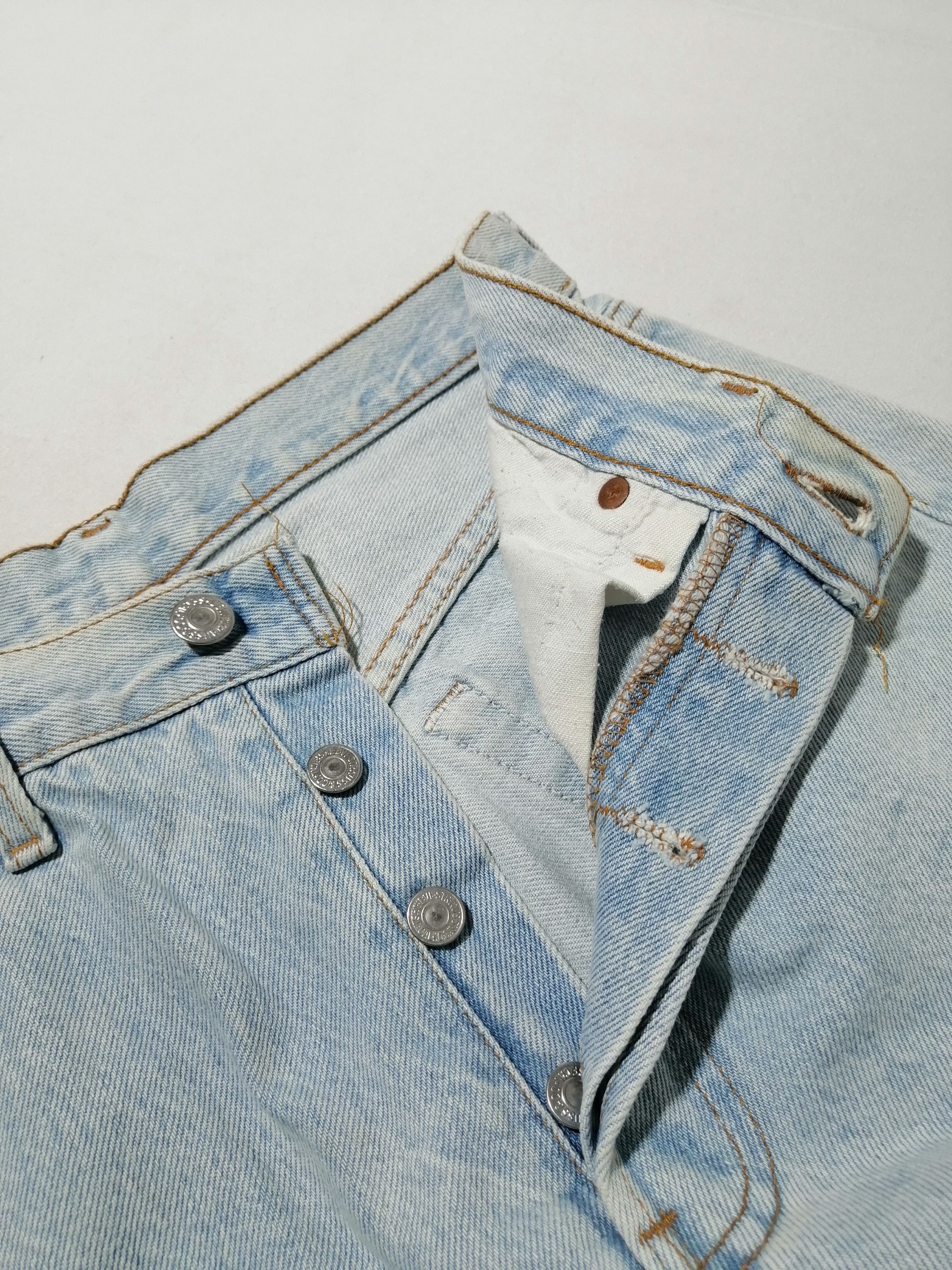 Levi's × Levi's Vintage Clothing × Vintage Vintage 90s Levi's 501 Fly Button Denim Jeans Size US 27 - 4 Thumbnail