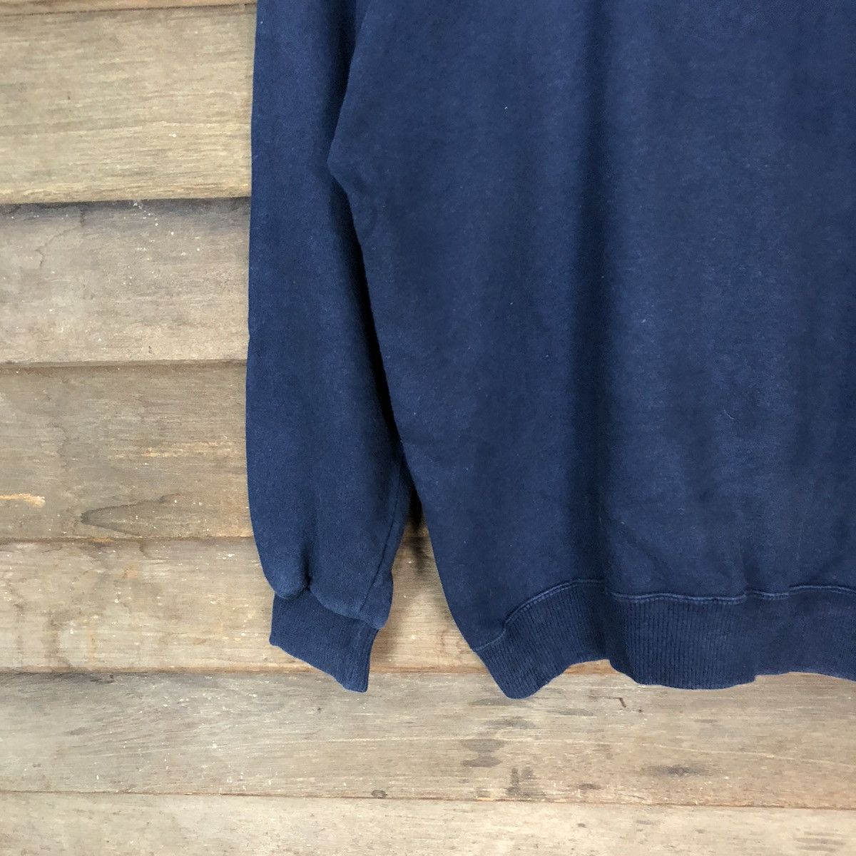 Disney Tokyo Disneyland Dark Blue Sweatshirt #029B Size US M / EU 48-50 / 2 - 4 Thumbnail