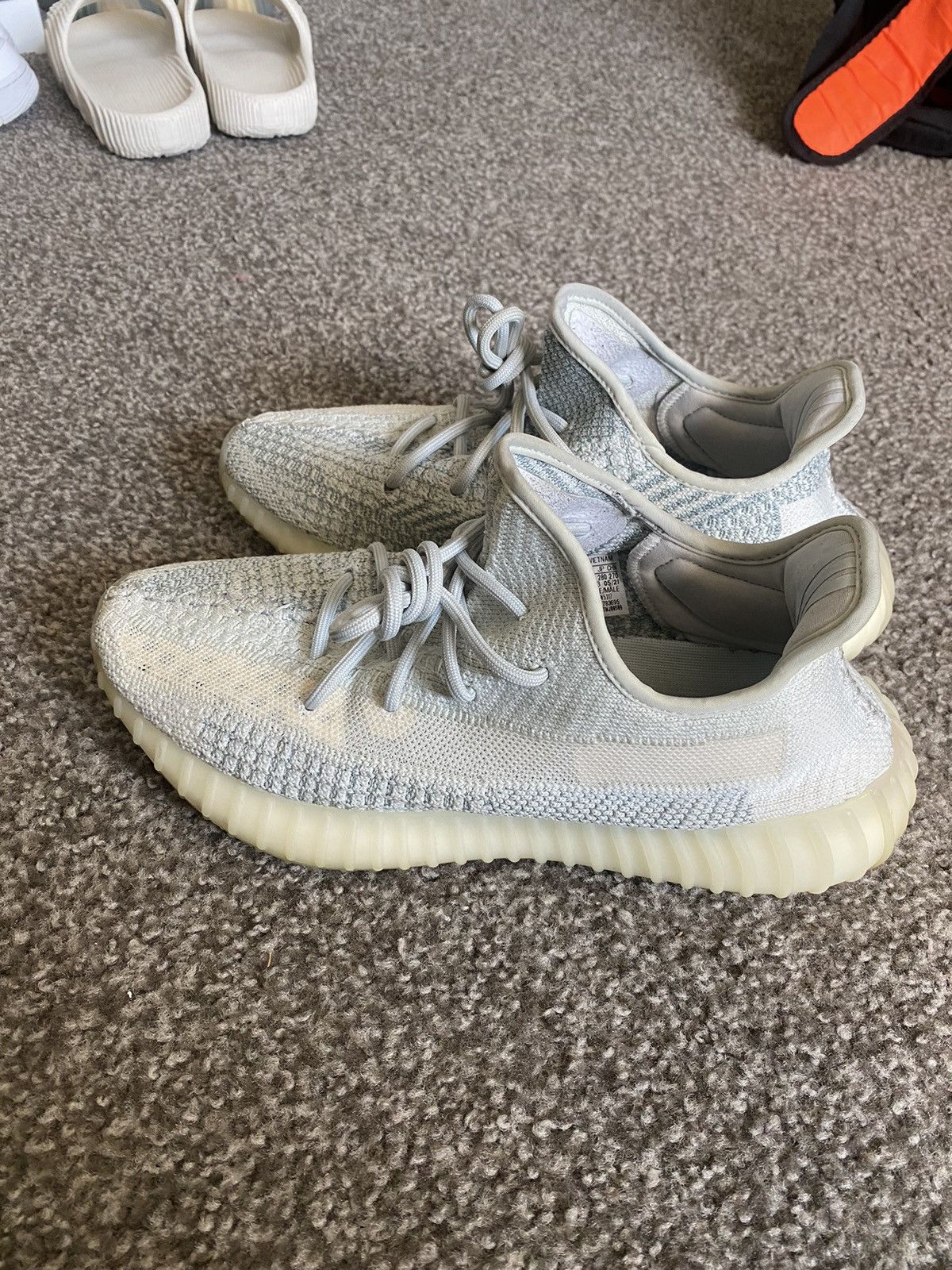 Adidas × Kanye West Size 10 Yeezy 350 Cloud White Reflective Good Condition Size US 10 / EU 43 - 3 Thumbnail