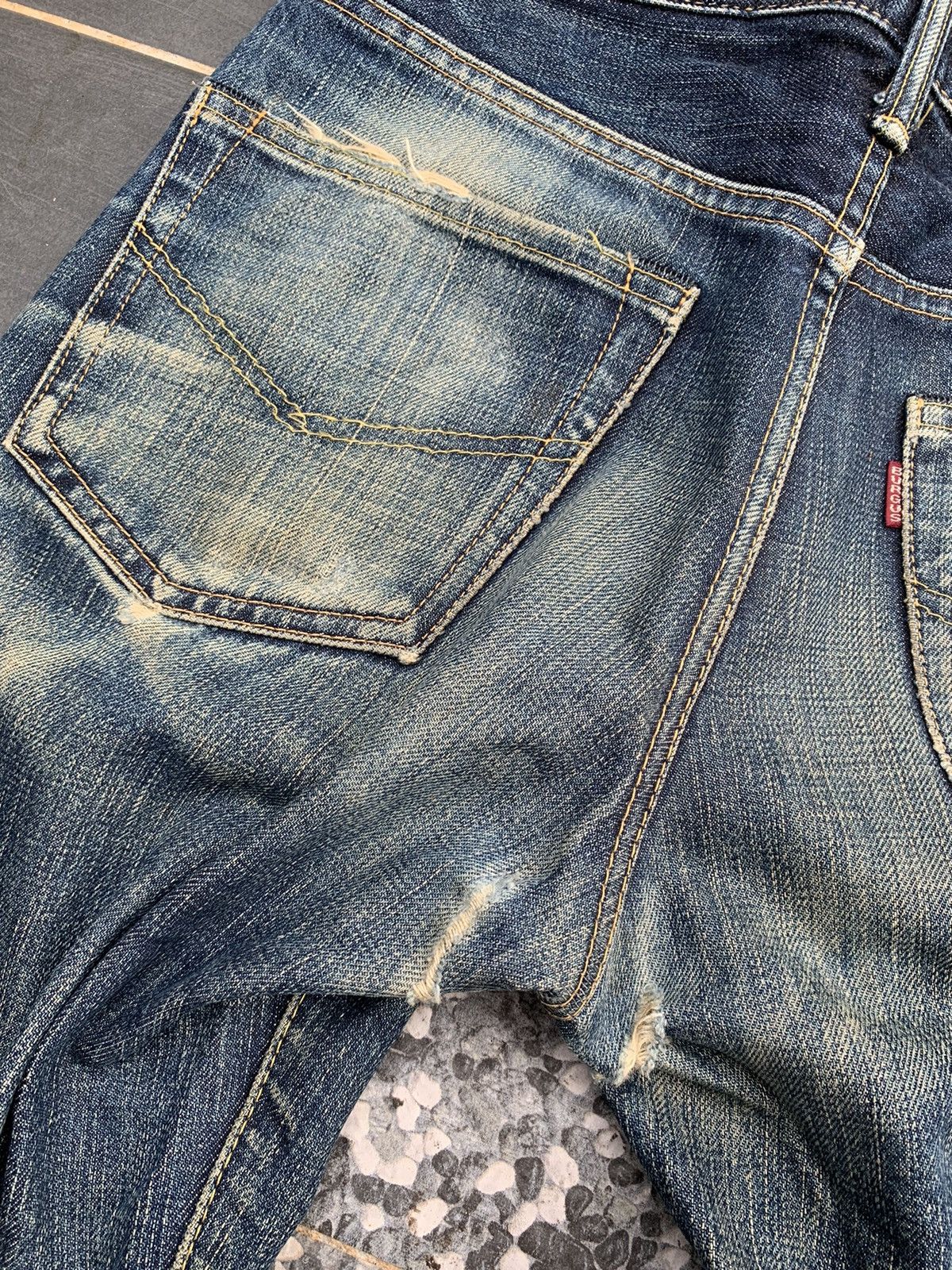 Burgus Plus × Japanese Brand Vintage Burgus Plus Distressed Denim Size US 29 - 13 Thumbnail