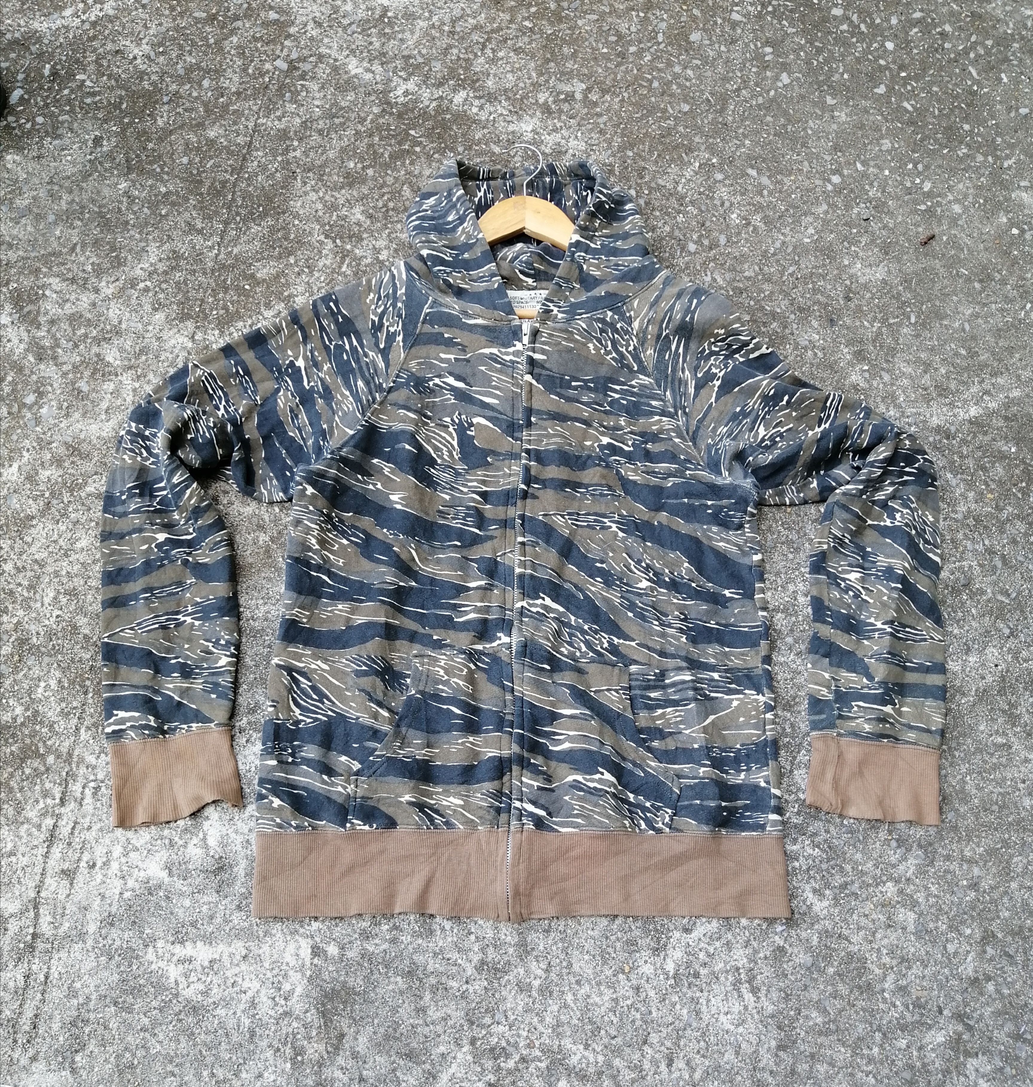 Japanese Brand Kilakuni Kitene Military From Japan To Space Zipper Hoodie Size US S / EU 44-46 / 1 - 1 Thumbnail