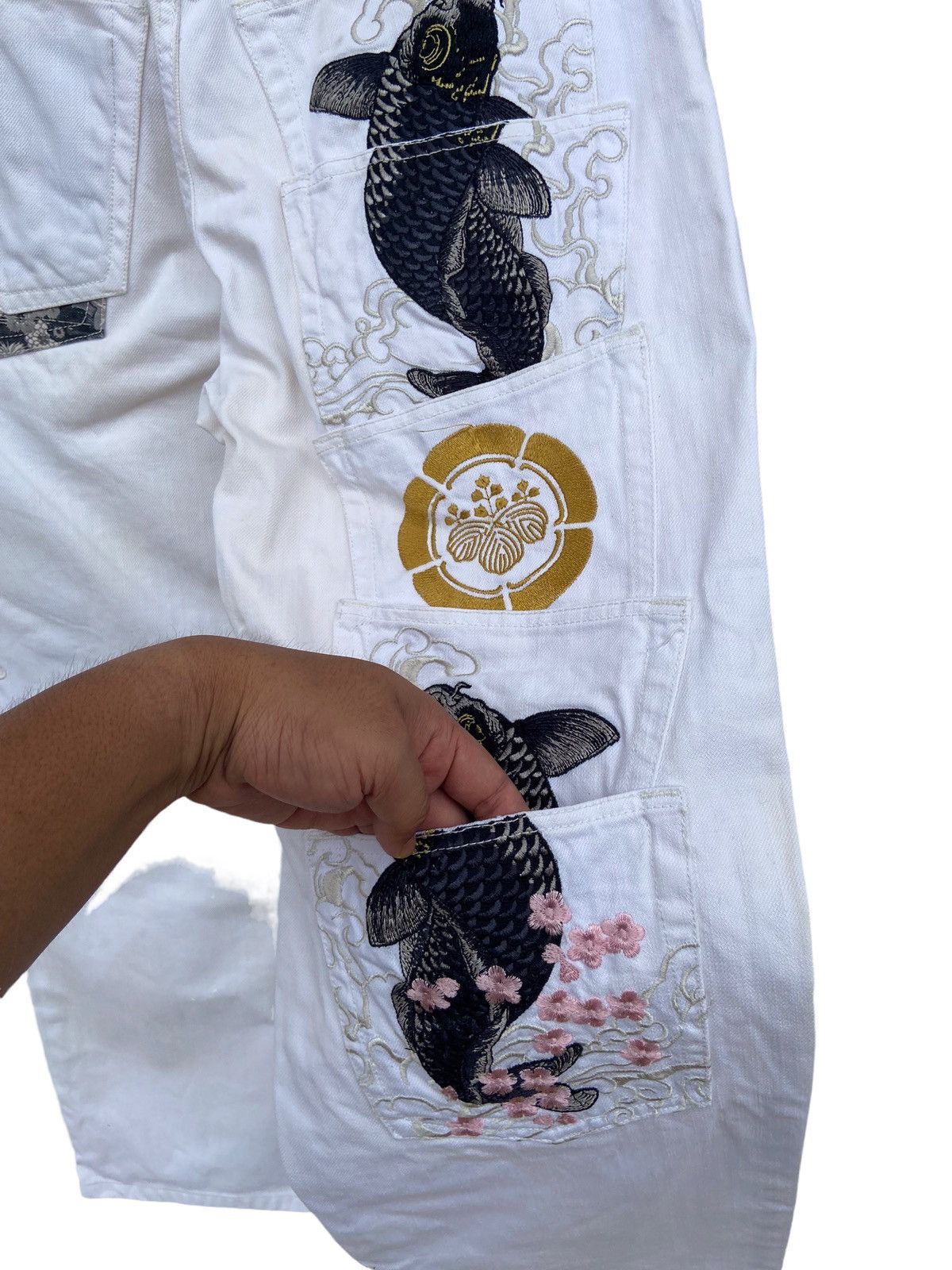 Japanese Brand Karakuri Sukajan Embroidery Carp Fish Pant Size US 32 / EU 48 - 3 Thumbnail