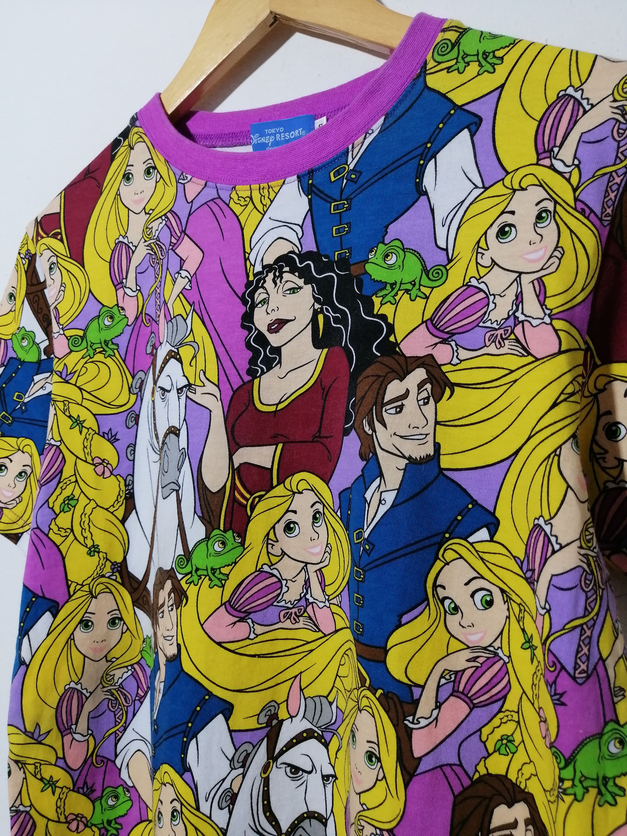 Disney Rapunzel Overprint Tee Size US S / EU 44-46 / 1 - 2 Thumbnail