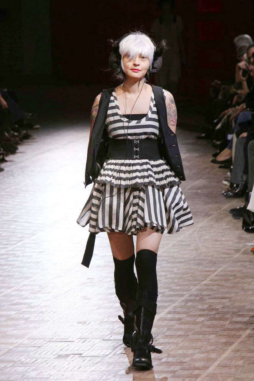 Limi Feu [LIMI feu 20th Anniv. Collection] W / Gabardine Design Vest Size S / US 4 / IT 40 - 1 Thumbnail