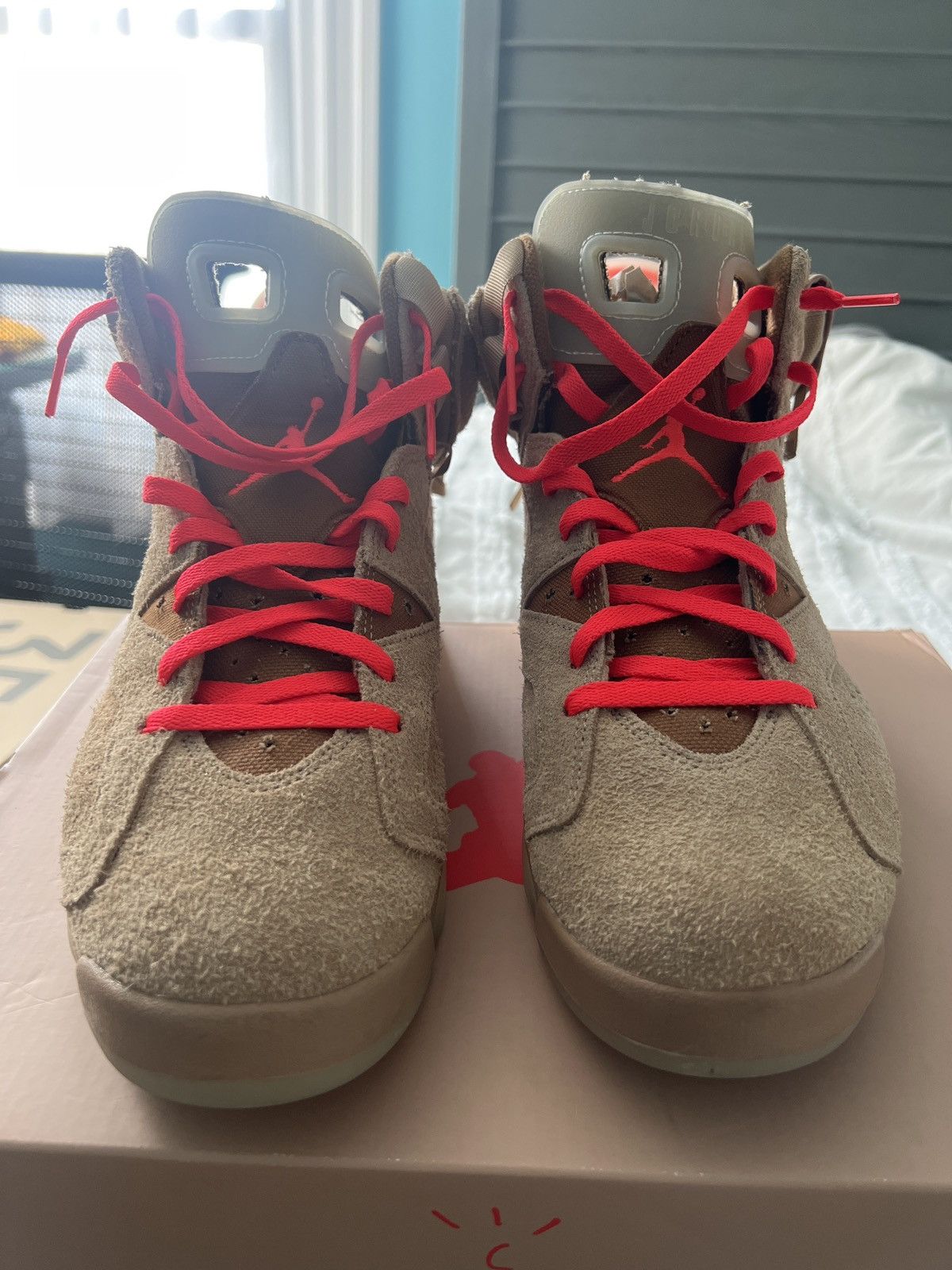 Jordan Brand × Travis Scott Air Jordan 6 Retro Travis Scott British Khaki Size 12 Size US 12 / EU 45 - 2 Thumbnail