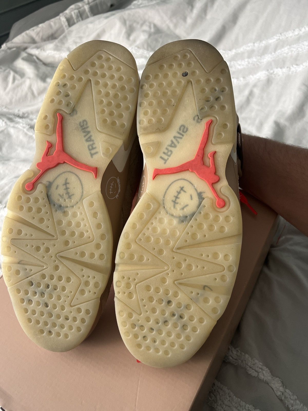 Jordan Brand × Travis Scott Air Jordan 6 Retro Travis Scott British Khaki Size 12 Size US 12 / EU 45 - 6 Thumbnail