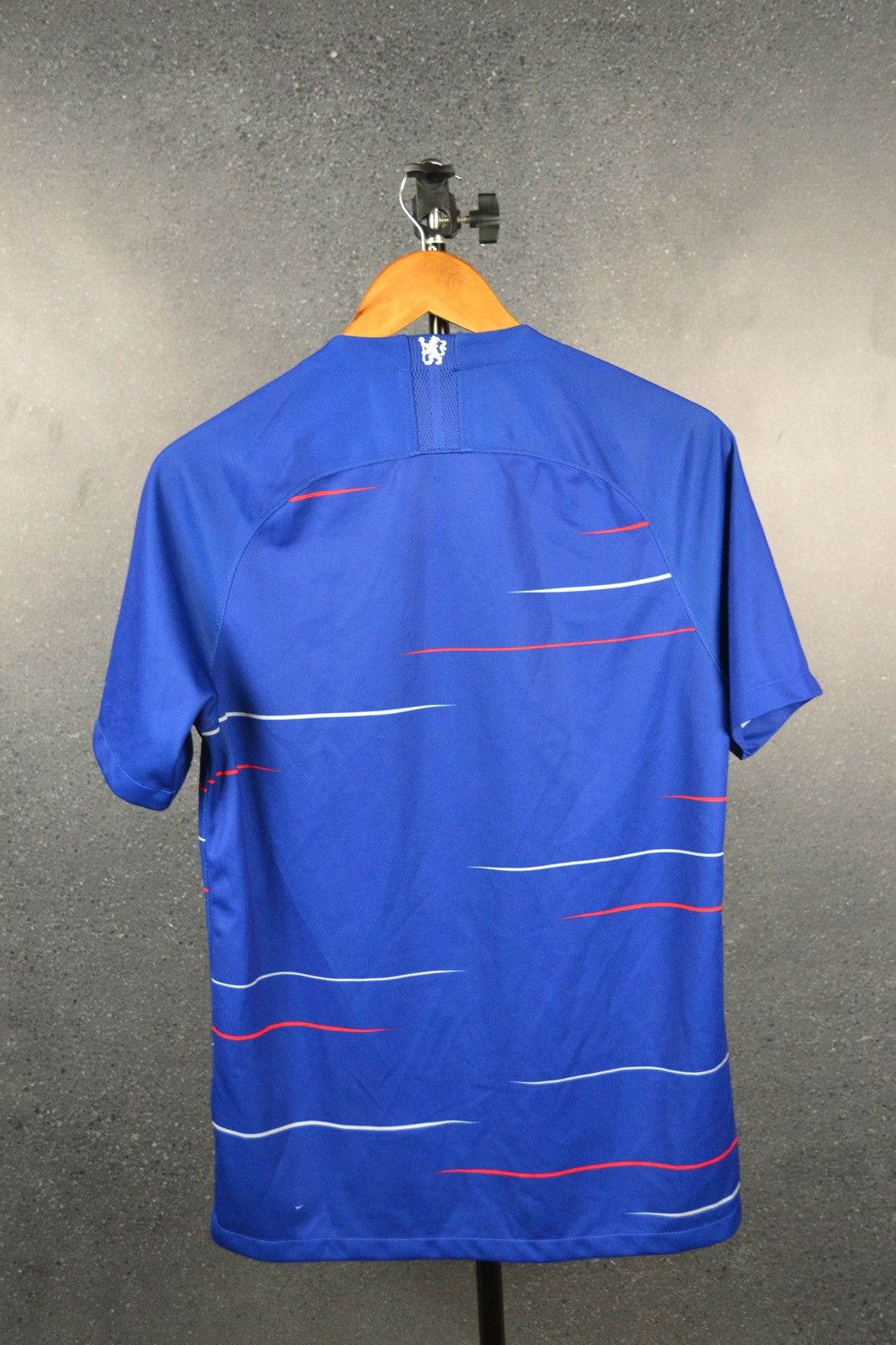 Chelsea Soccer × Nike Chelsea London 2018 Home Football Shirt Nike Soccer Jersey Size US S / EU 44-46 / 1 - 2 Thumbnail