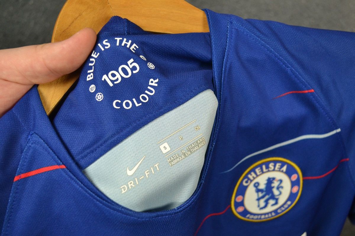 Chelsea Soccer × Nike Chelsea London 2018 Home Football Shirt Nike Soccer Jersey Size US S / EU 44-46 / 1 - 8 Thumbnail