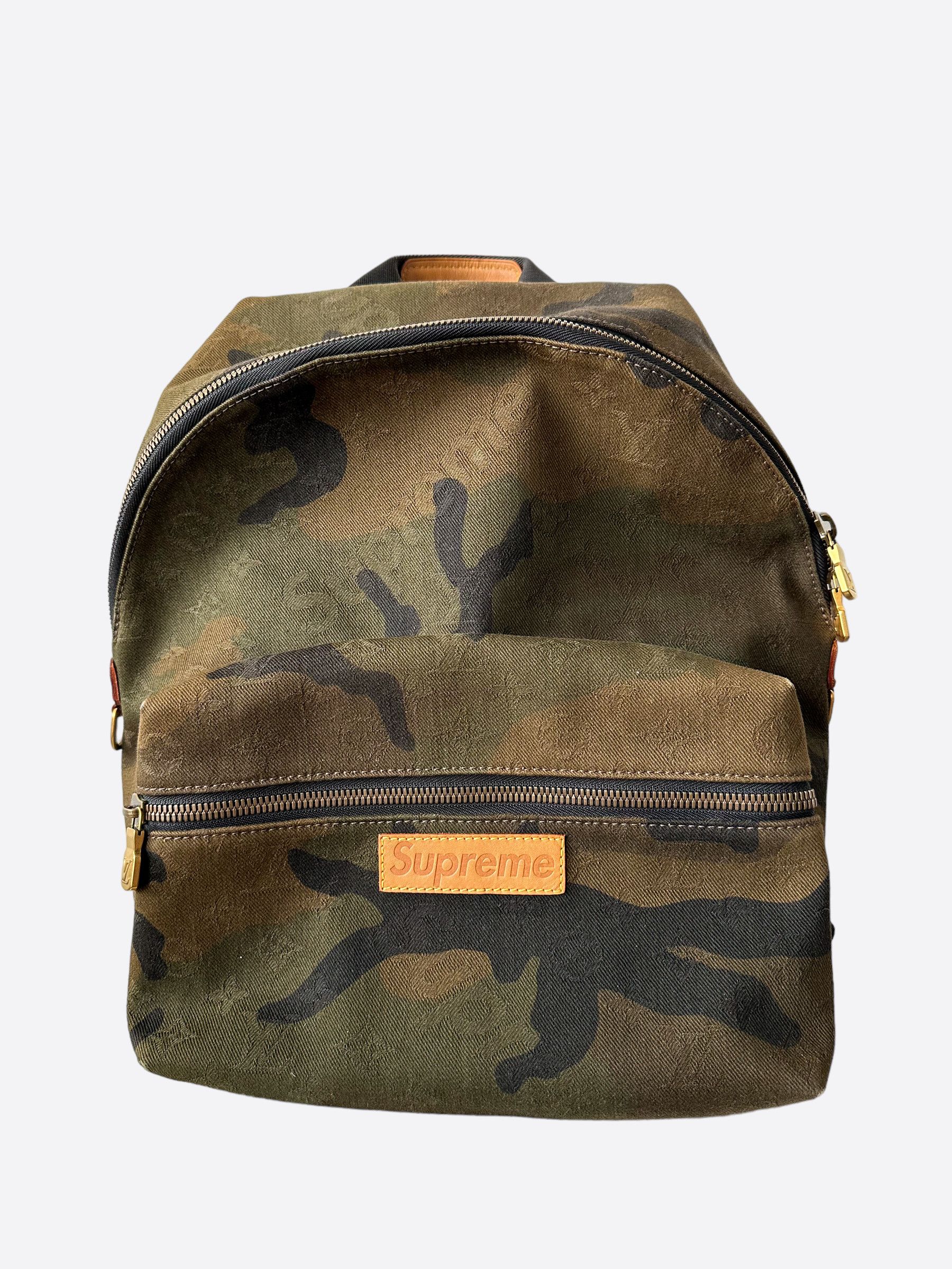 Pre-owned Supreme Louis Vuitton X Apollo Backpack Monogram Camo