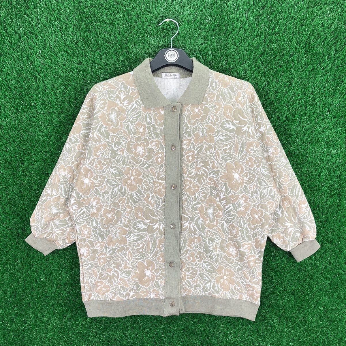 Aran Isles Knitwear × Japanese Brand × Vintage Vintage 90's Polo Knit Shirt Button up Quarter Sleeve Size M / US 6-8 / IT 42-44 - 1 Thumbnail
