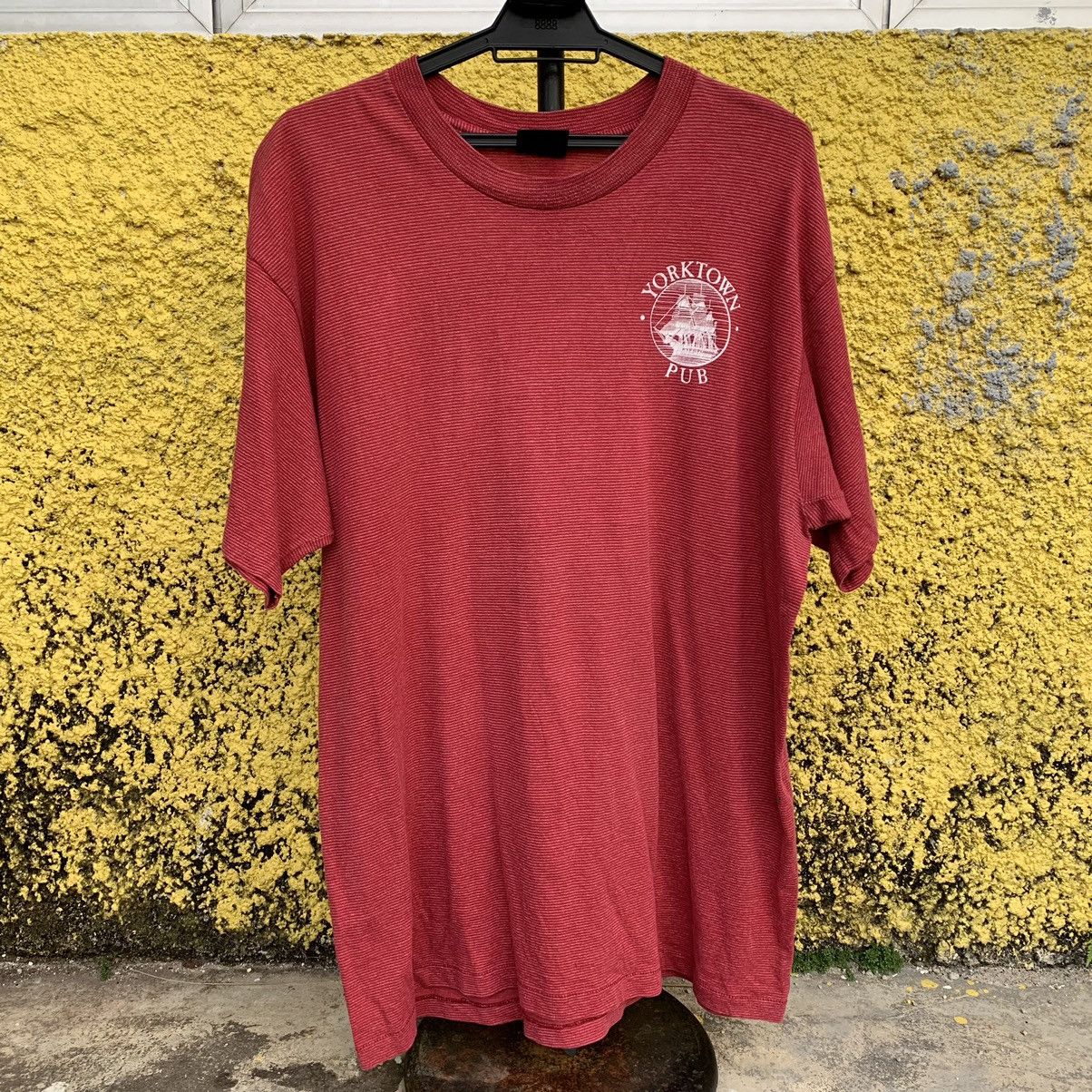 Vintage YorkTown Pub vintage 90s tshirt tee Size US XL / EU 56 / 4 - 2 Thumbnail