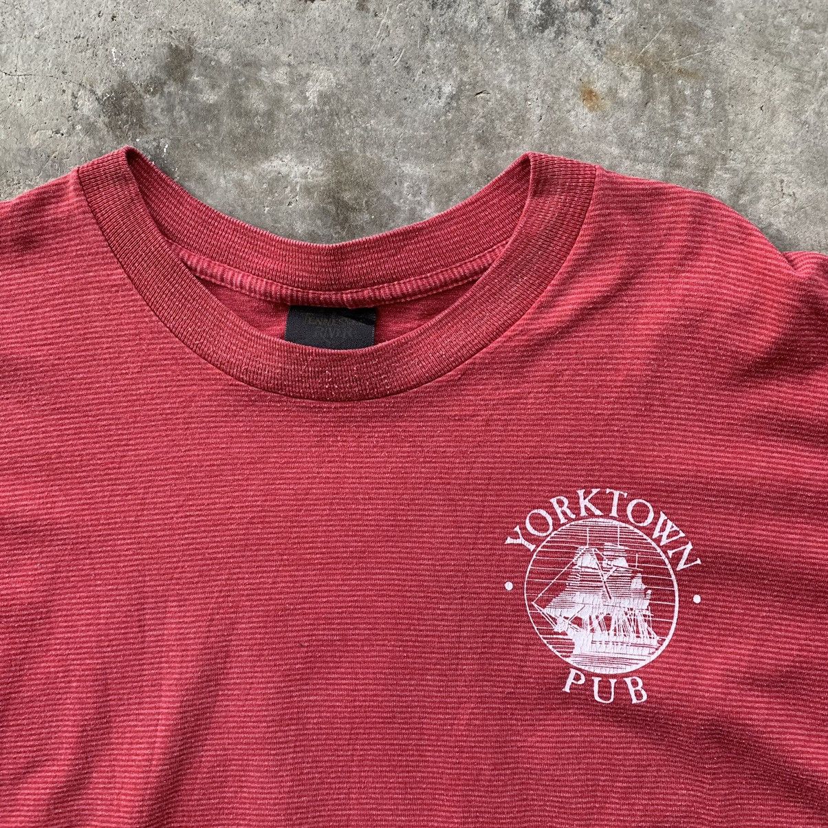 Vintage YorkTown Pub vintage 90s tshirt tee Size US XL / EU 56 / 4 - 8 Thumbnail