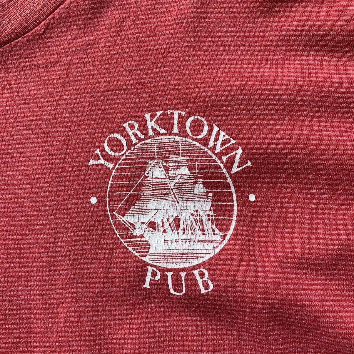 Vintage YorkTown Pub vintage 90s tshirt tee Size US XL / EU 56 / 4 - 9 Thumbnail