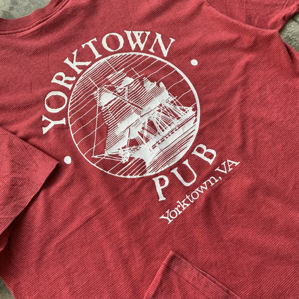 Vintage YorkTown Pub vintage 90s tshirt tee Size US XL / EU 56 / 4 - 1 Thumbnail