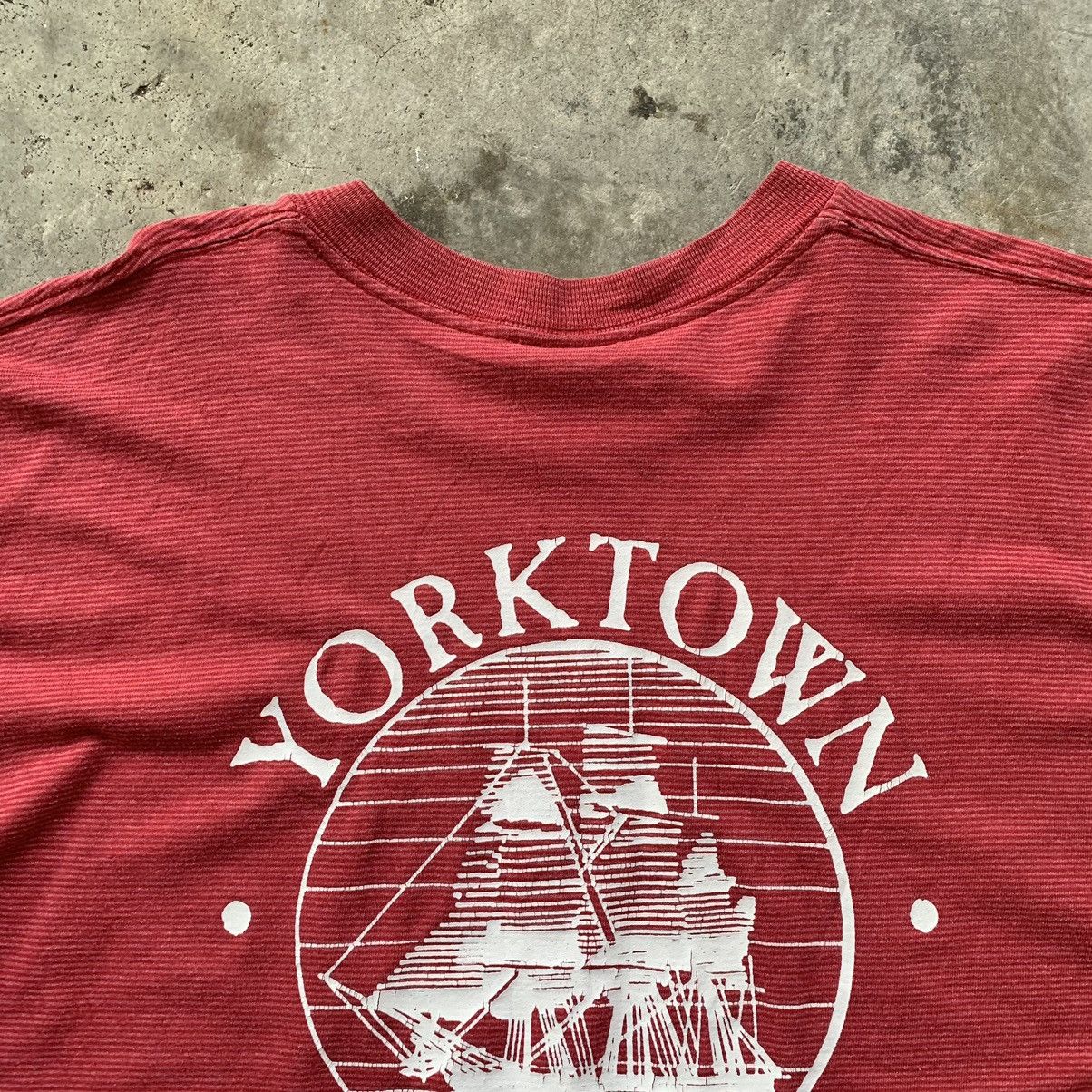 Vintage YorkTown Pub vintage 90s tshirt tee Size US XL / EU 56 / 4 - 10 Thumbnail