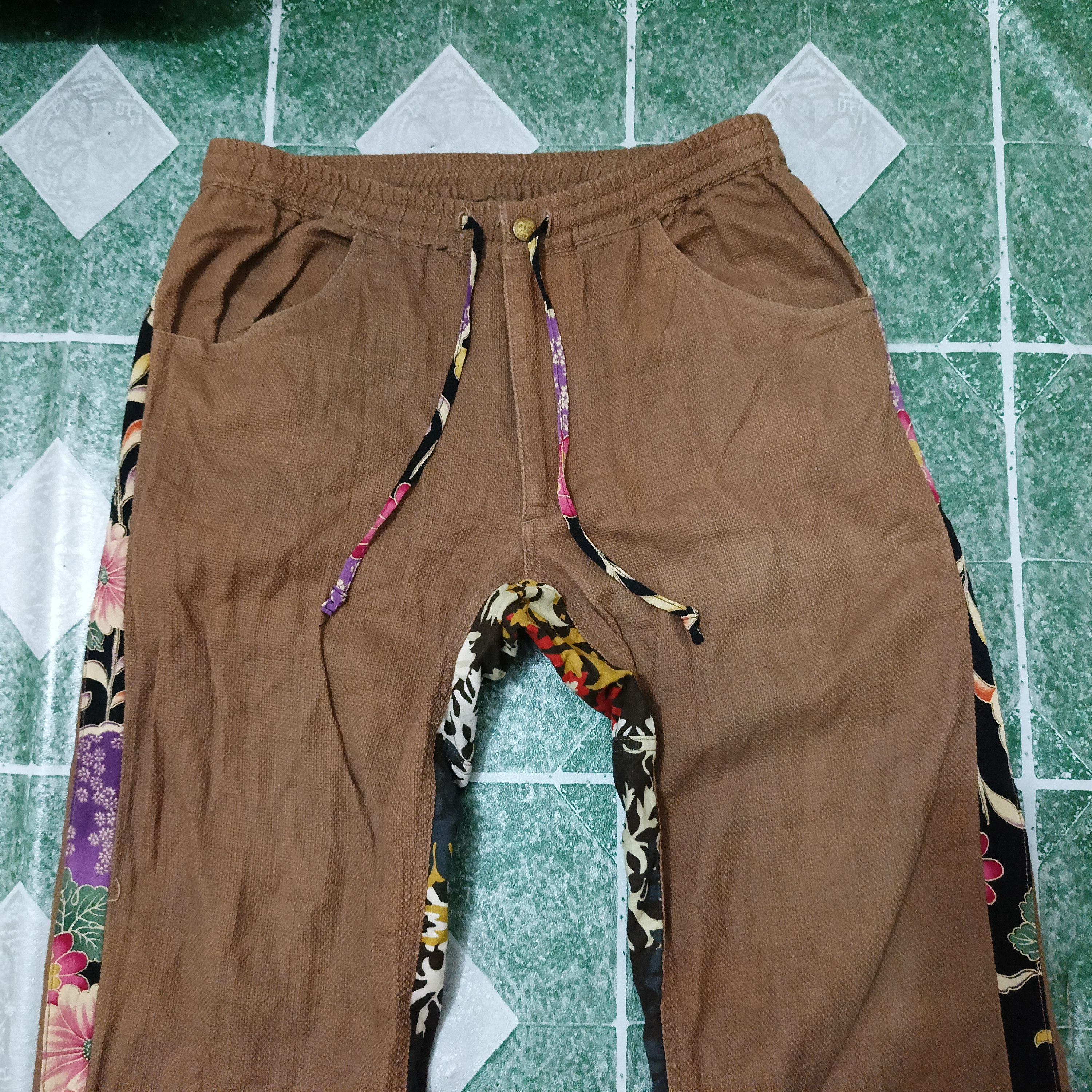 Japanese Brand × Vintage Rare design Japanese Gemstone Relax Pants Flower Sidetape Size US 30 / EU 46 - 2 Thumbnail