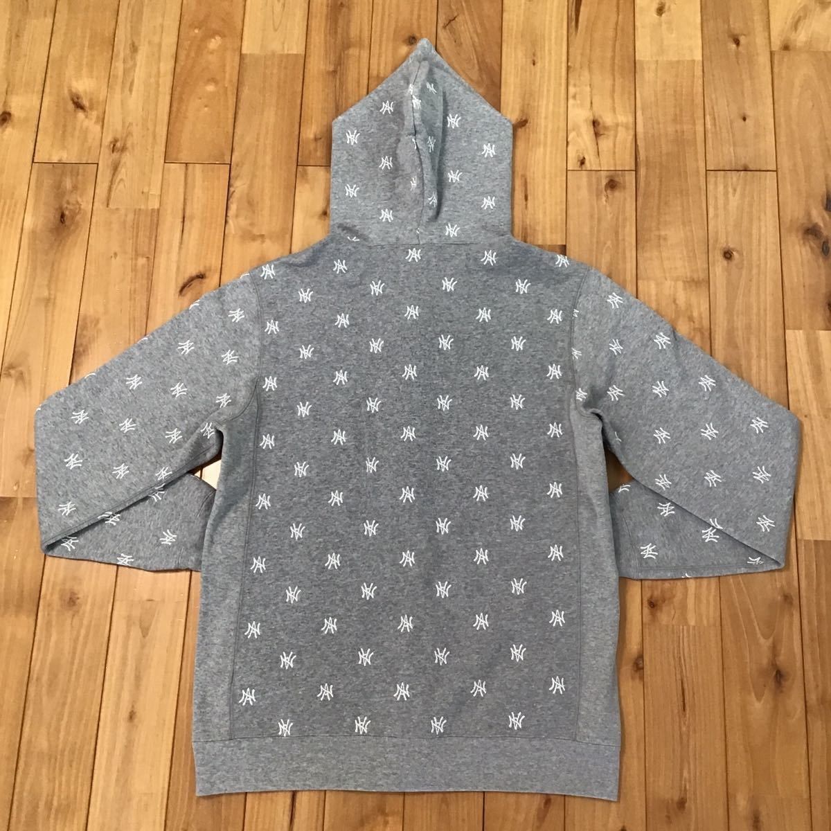 Bape × Neighborhood BAPE × NEIGHBORHOOD LOGO Full zip hoodie Gray Size US L / EU 52-54 / 3 - 2 Thumbnail