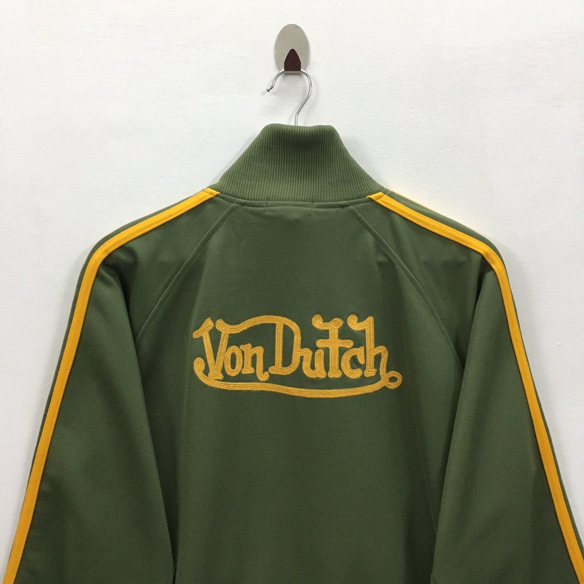 Von Dutch Rare VON DUTCH Flying Eye Ball Embroidery Sweater Size US M / EU 48-50 / 2 - 8 Thumbnail
