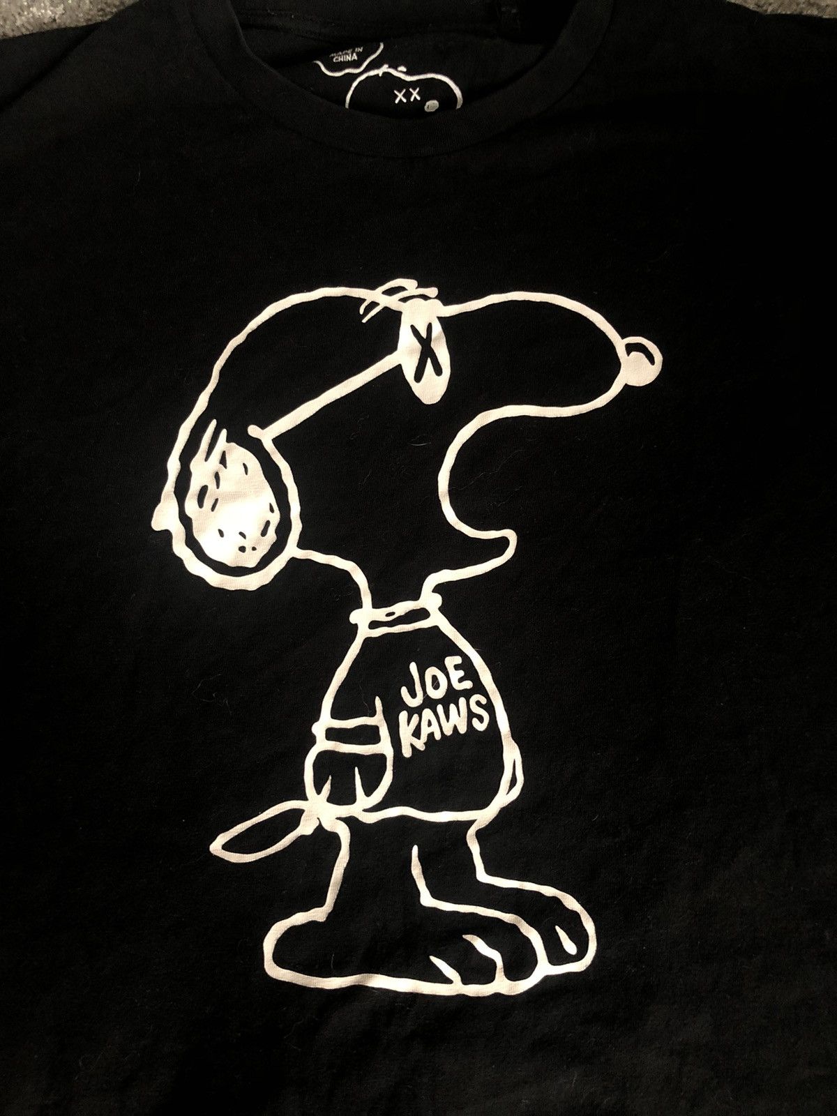 Kaws × Peanuts × Uniqlo UNIQLO x KAWS x PEANUTS TEE Size US M / EU 48-50 / 2 - 2 Thumbnail