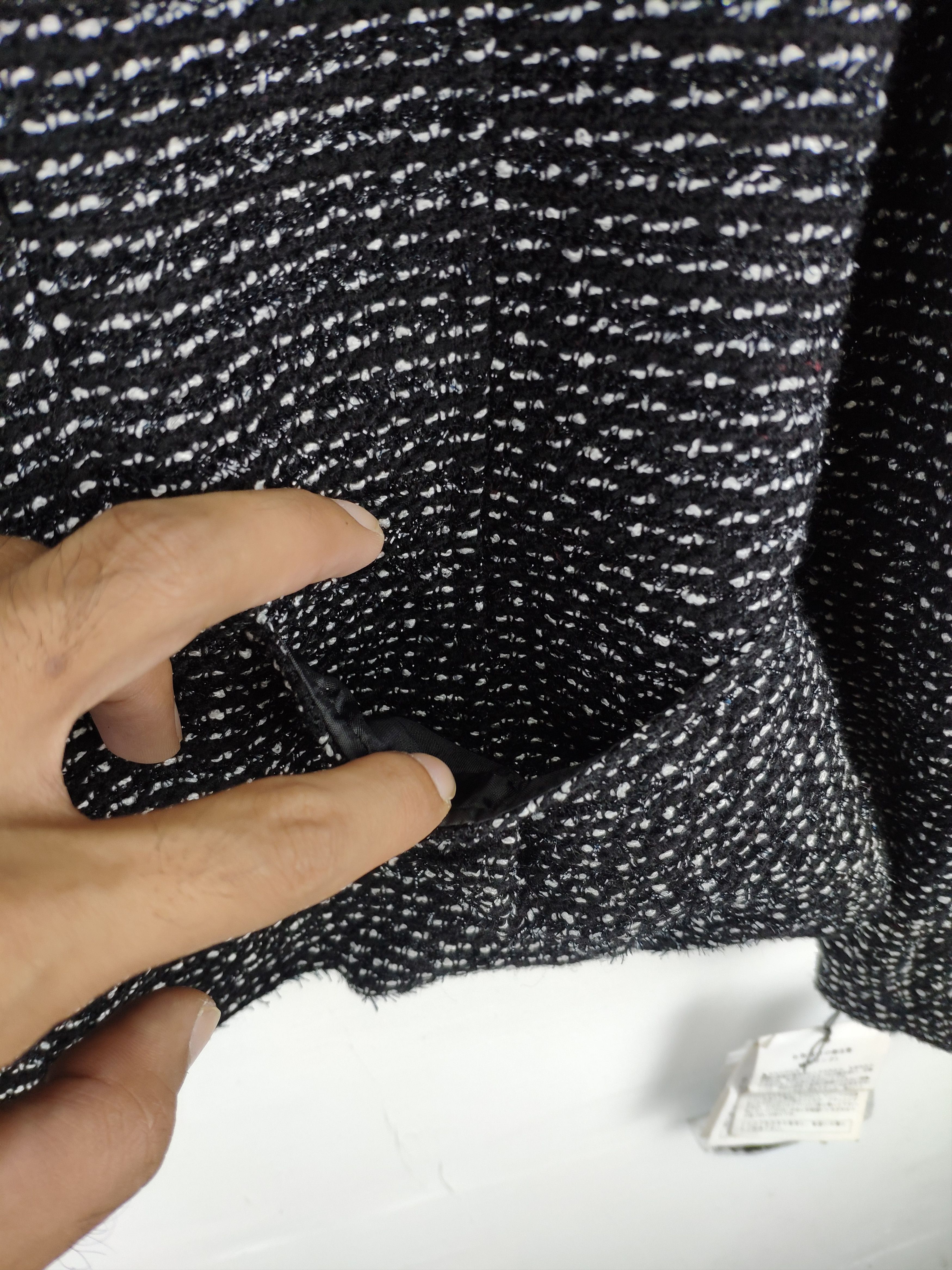 Designer × Japanese Brand Vintage Wool Tweed Cardigan Cropped Jacket Chanel Style Size S / US 4 / IT 40 - 11 Thumbnail