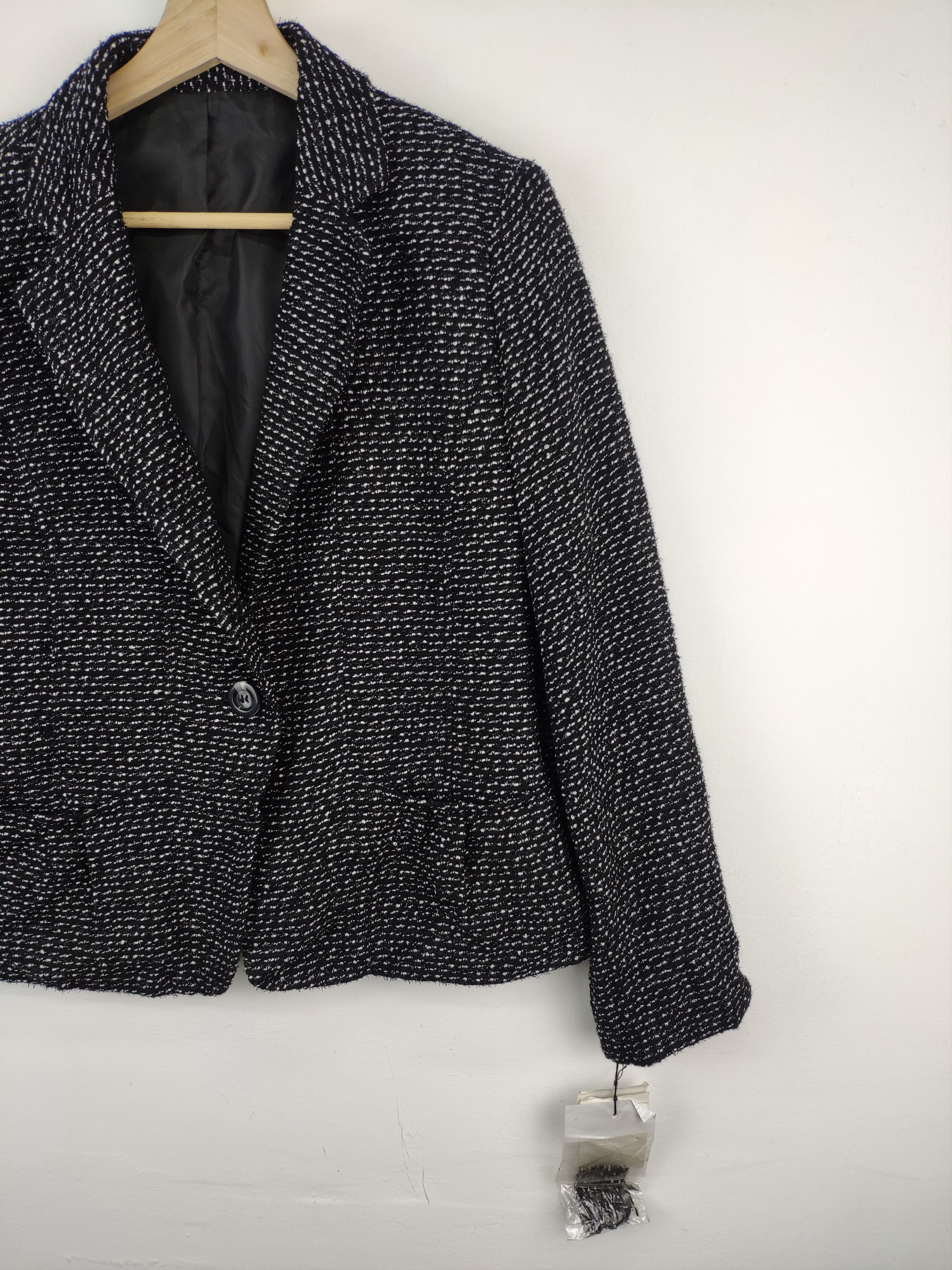 Designer × Japanese Brand Vintage Wool Tweed Cardigan Cropped Jacket Chanel Style Size S / US 4 / IT 40 - 7 Thumbnail