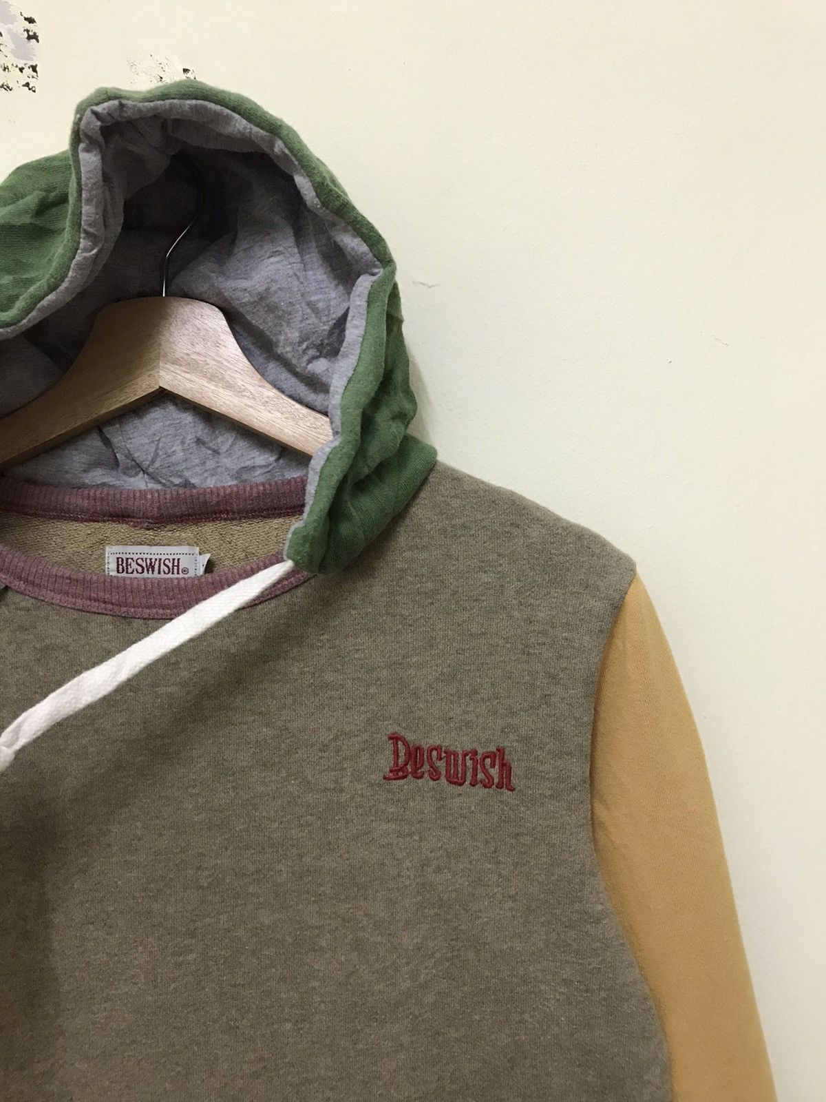 Japanese Brand Beswish Hoodie Sweatshirt Multicolor Size US S / EU 44-46 / 1 - 5 Thumbnail
