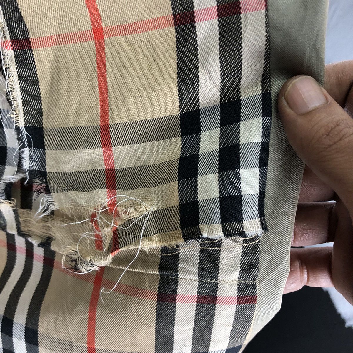 Burberry 💥VINTAGE BURBERRY NOVA CHECK TRENCH COAT JACKET Size US M / EU 48-50 / 2 - 9 Thumbnail