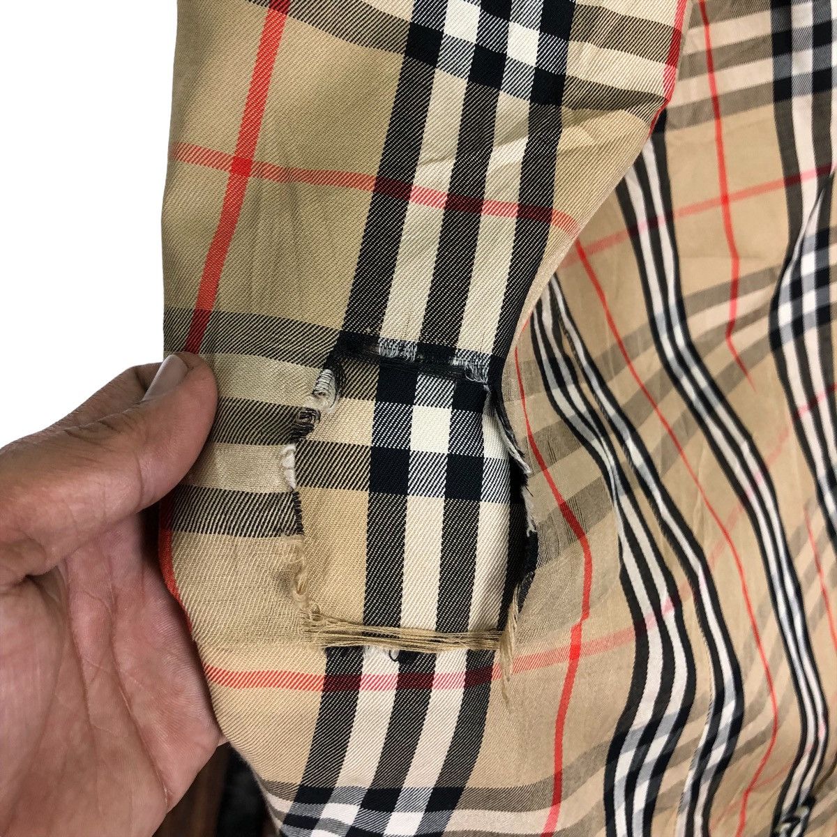 Burberry 💥VINTAGE BURBERRY NOVA CHECK TRENCH COAT JACKET Size US M / EU 48-50 / 2 - 4 Thumbnail