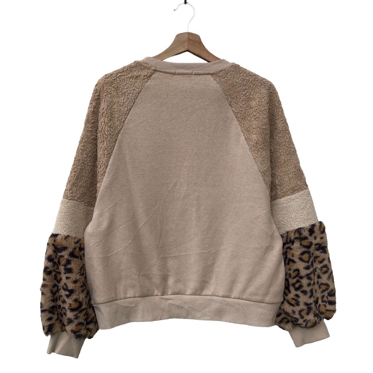 Other Japanese Brand Stradivarius Hybrid Fleece/fur Sweatshirt Size M / US 6-8 / IT 42-44 - 2 Thumbnail
